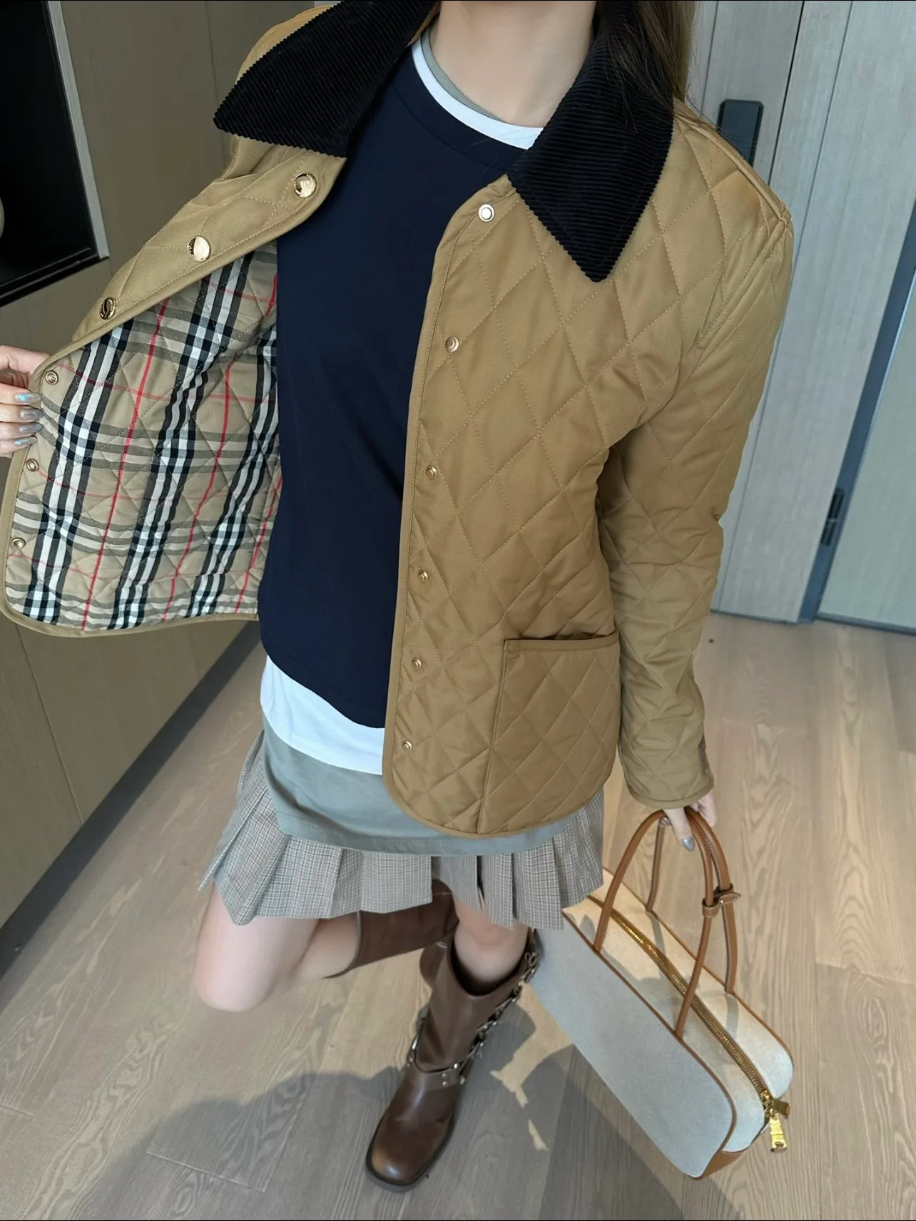Куртки И Пуховики Женские Burberry 18713649