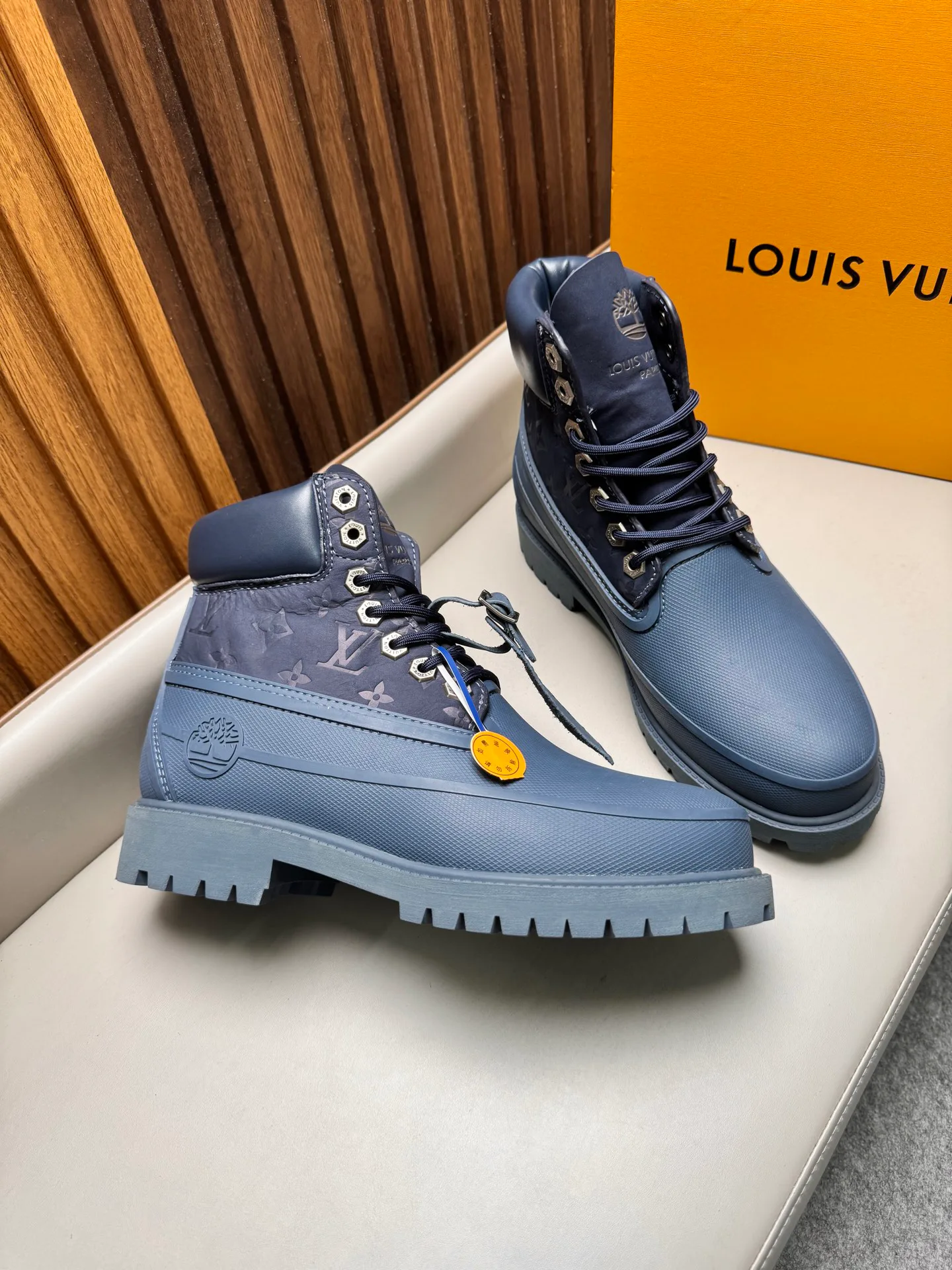 Ботинки Мужские Louis Vuitton 18367832