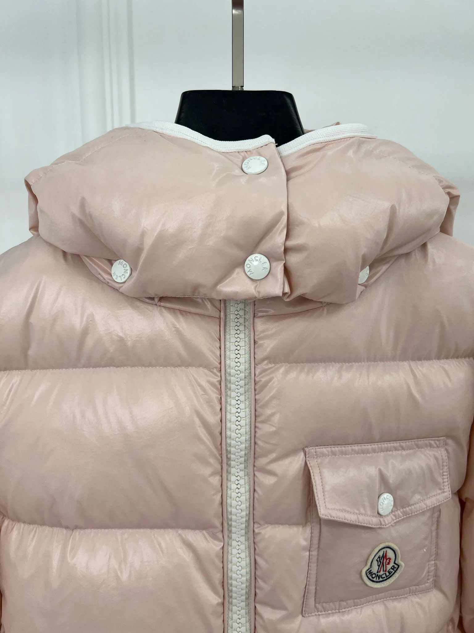 Куртки И Пуховики Женские Moncler 18416223