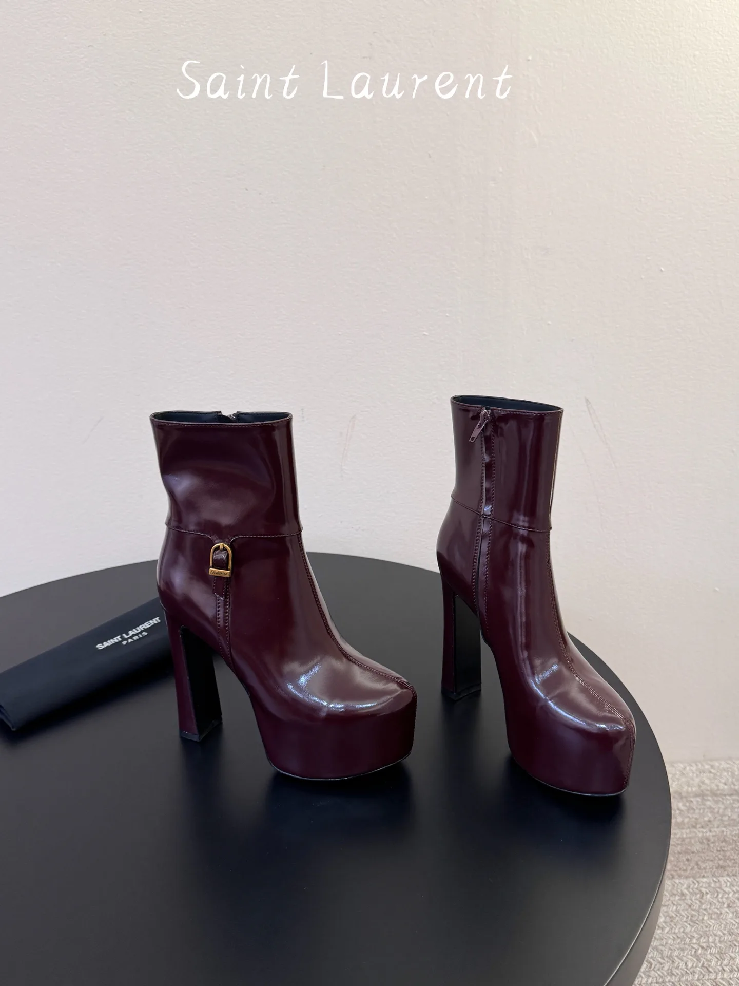Ботильоны Женские Saint Laurent 18241675