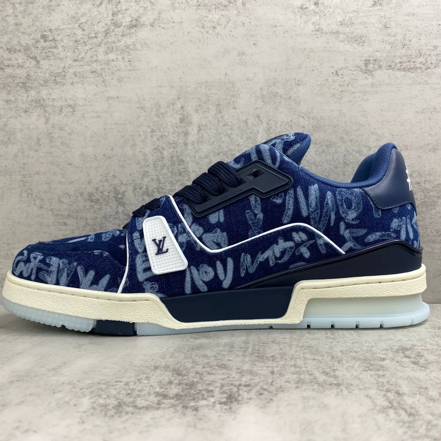 Кроссовки Женские Louis Vuitton 275323