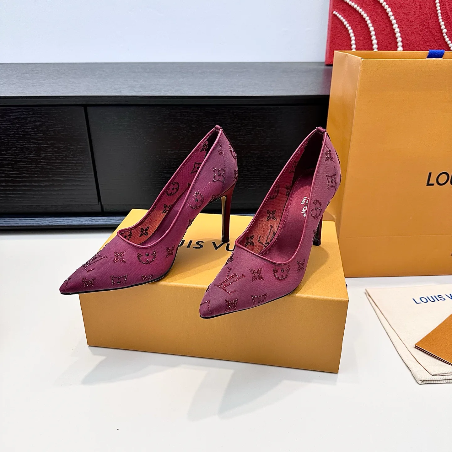 Туфли Женские Louis Vuitton 11419706