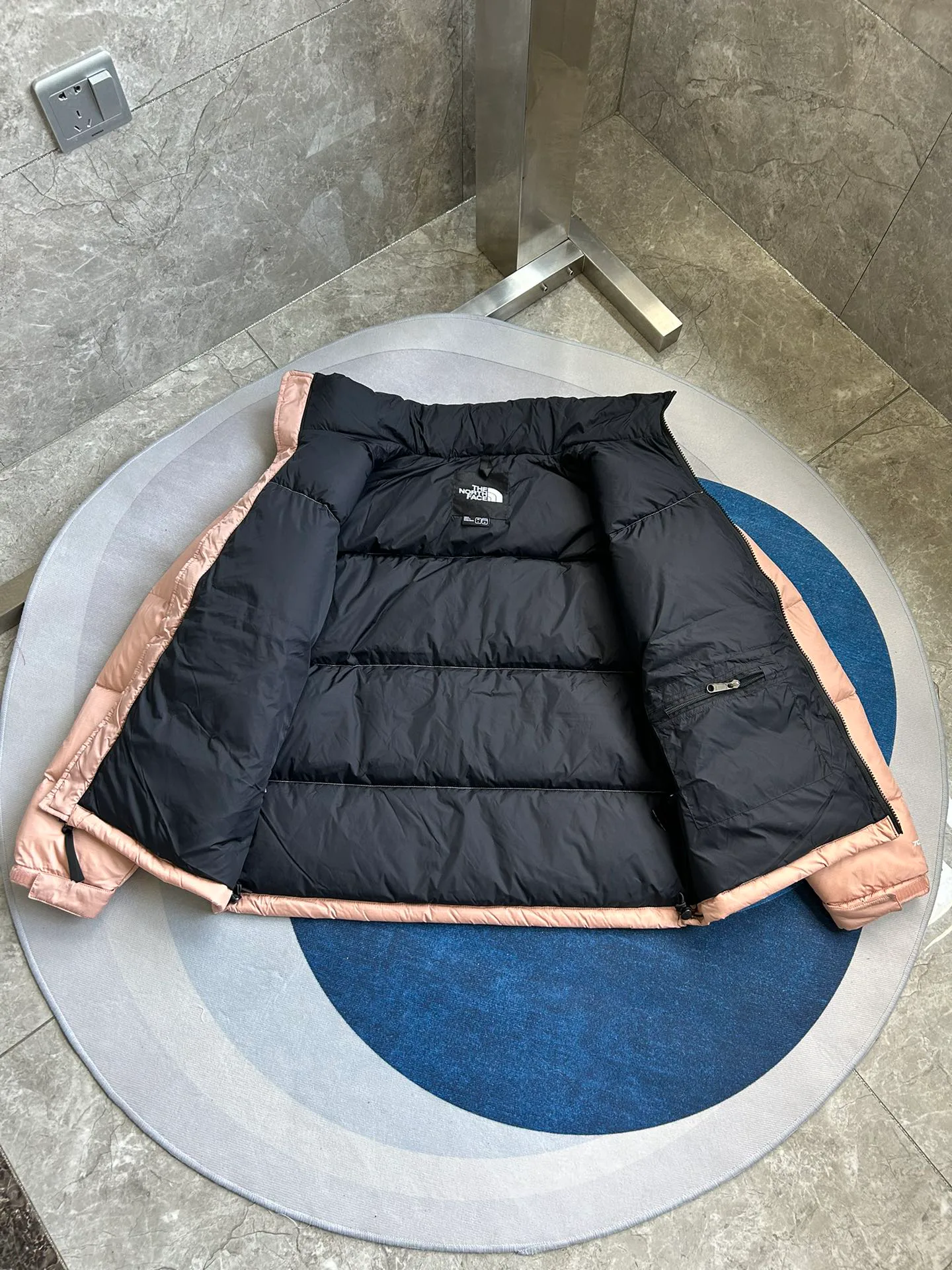 Куртки И Пуховики Женские The North Face 18509309