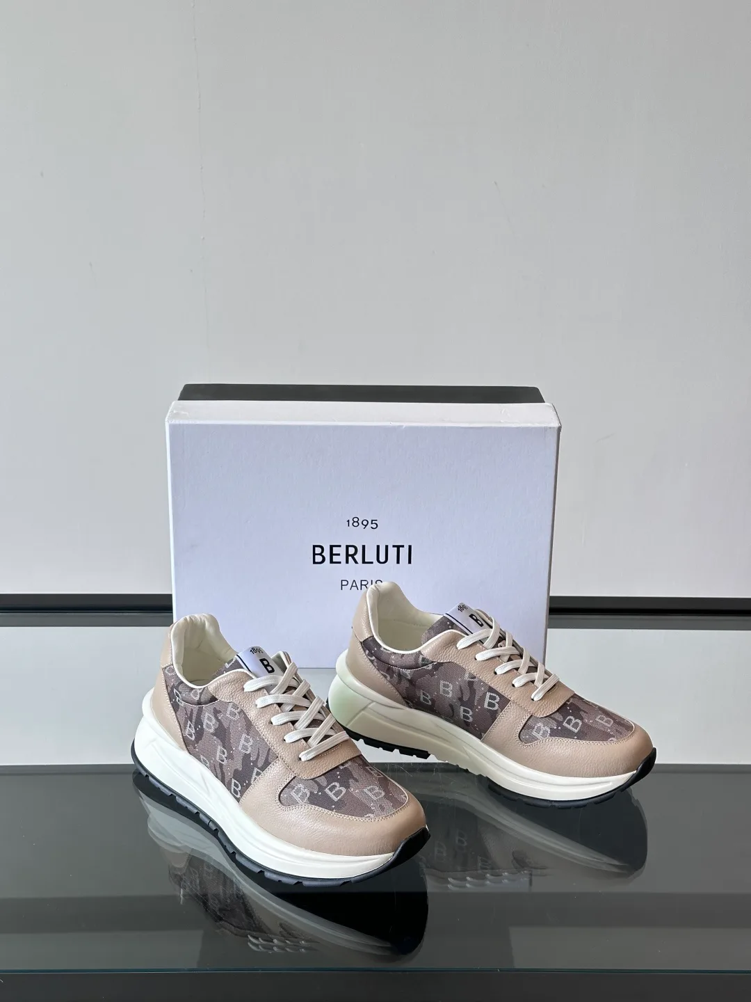 Кроссовки Мужские Berluti 18277784