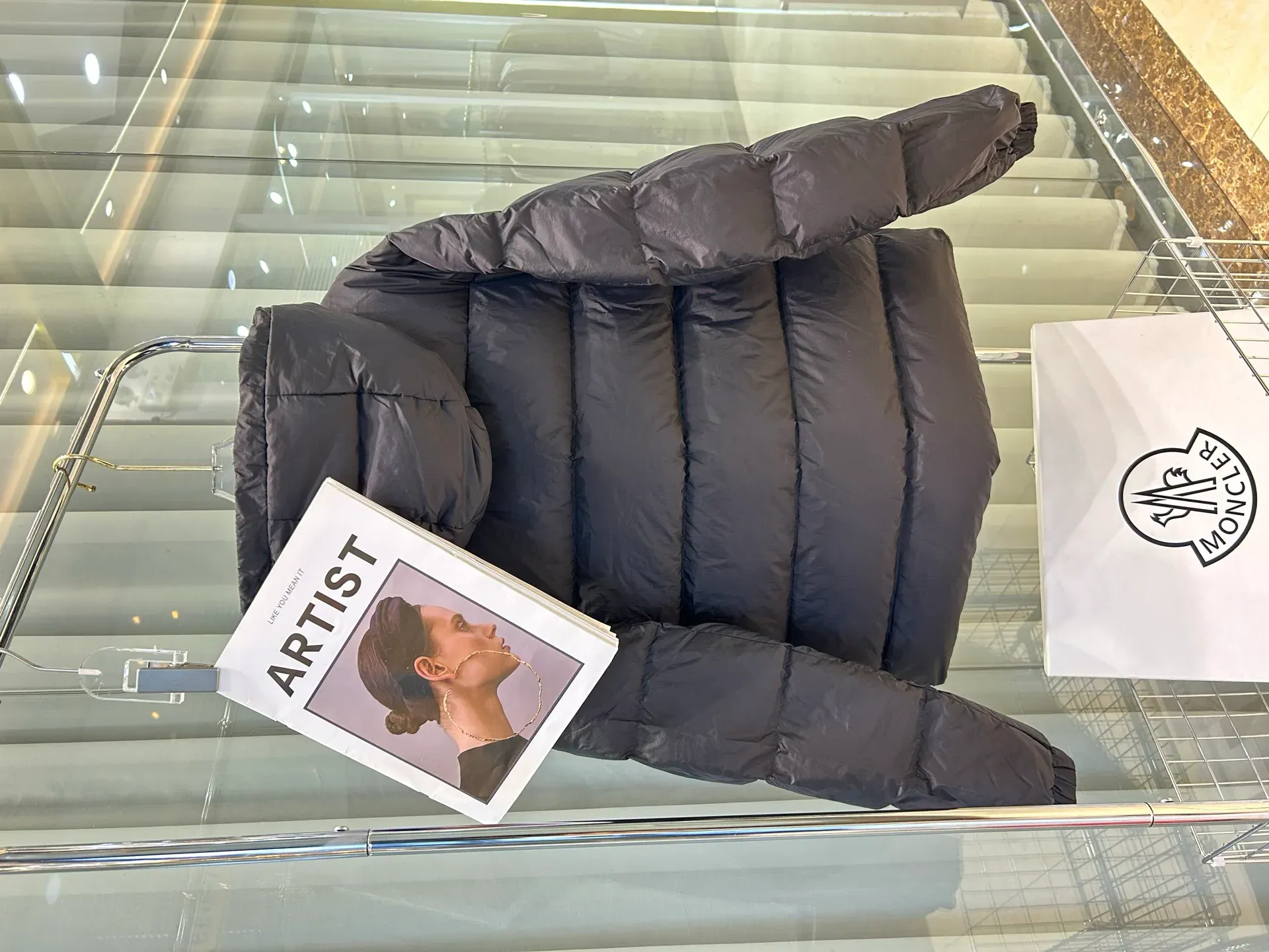 Куртки И Пуховики Мужские Moncler 134721