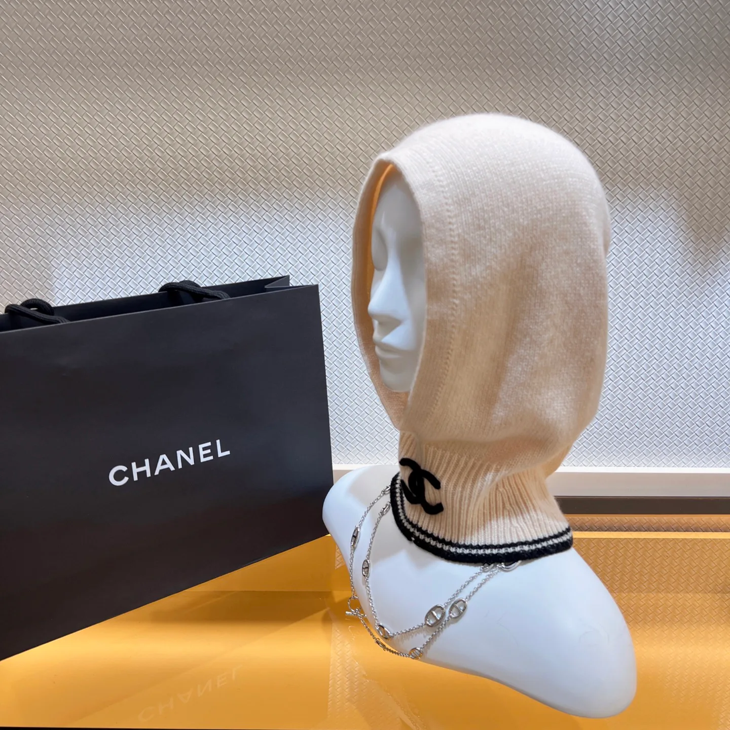 Головные Уборы Chanel 4926458