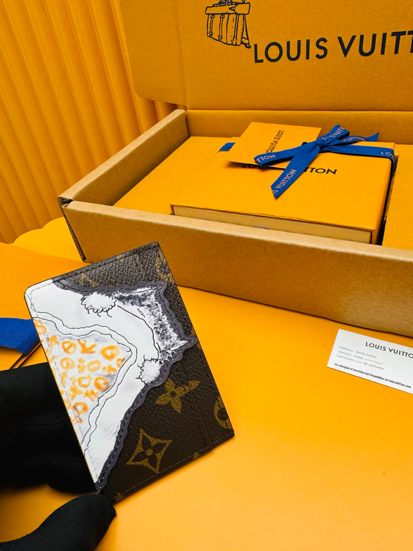 Клатчи Женские Louis Vuitton 1923370