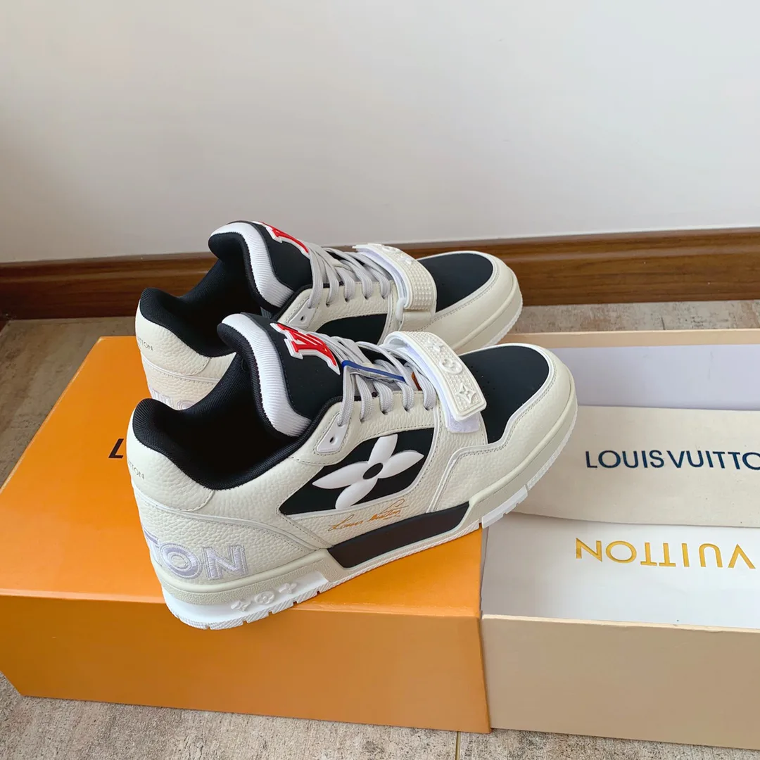 Кроссовки Женские Louis Vuitton 10234408