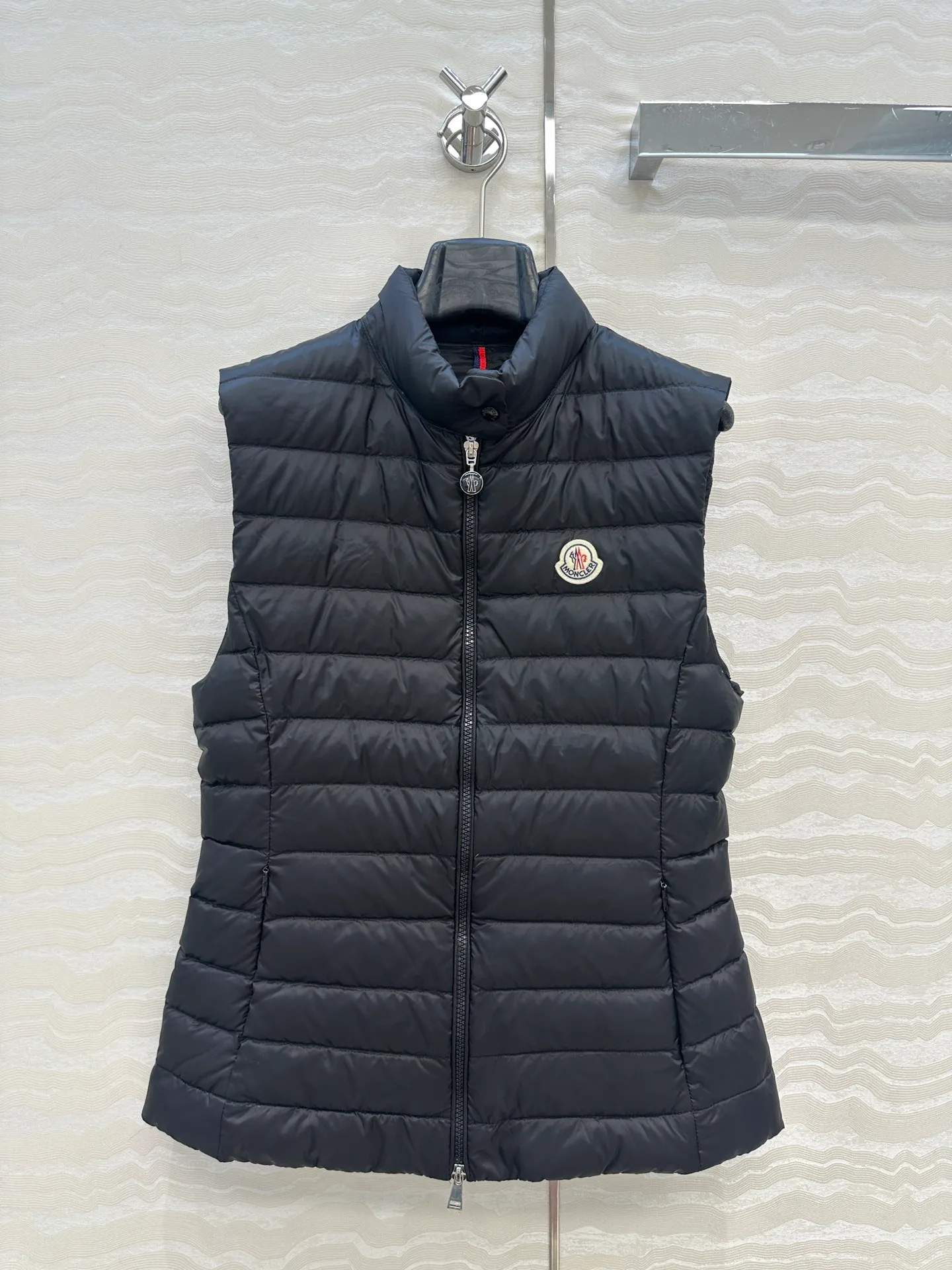 Жилеты Женские Moncler 18710876