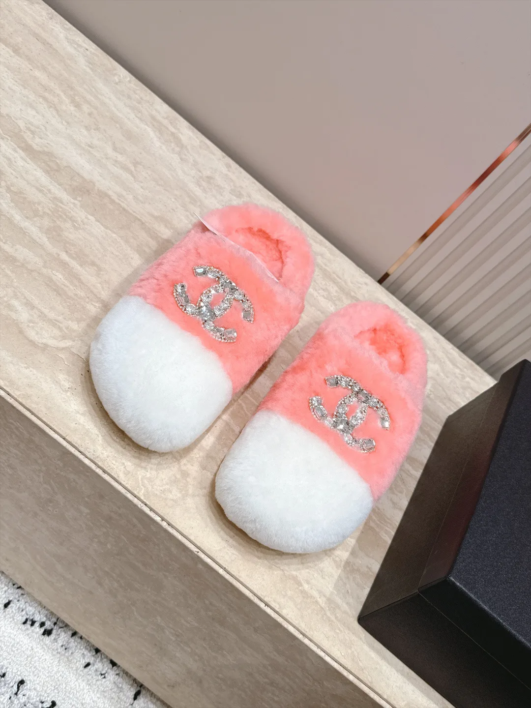 Тапочки Женские Chanel 18427709