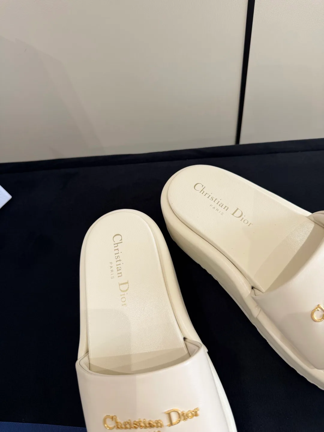 Шлепанцы Женские Christian Dior 11497624