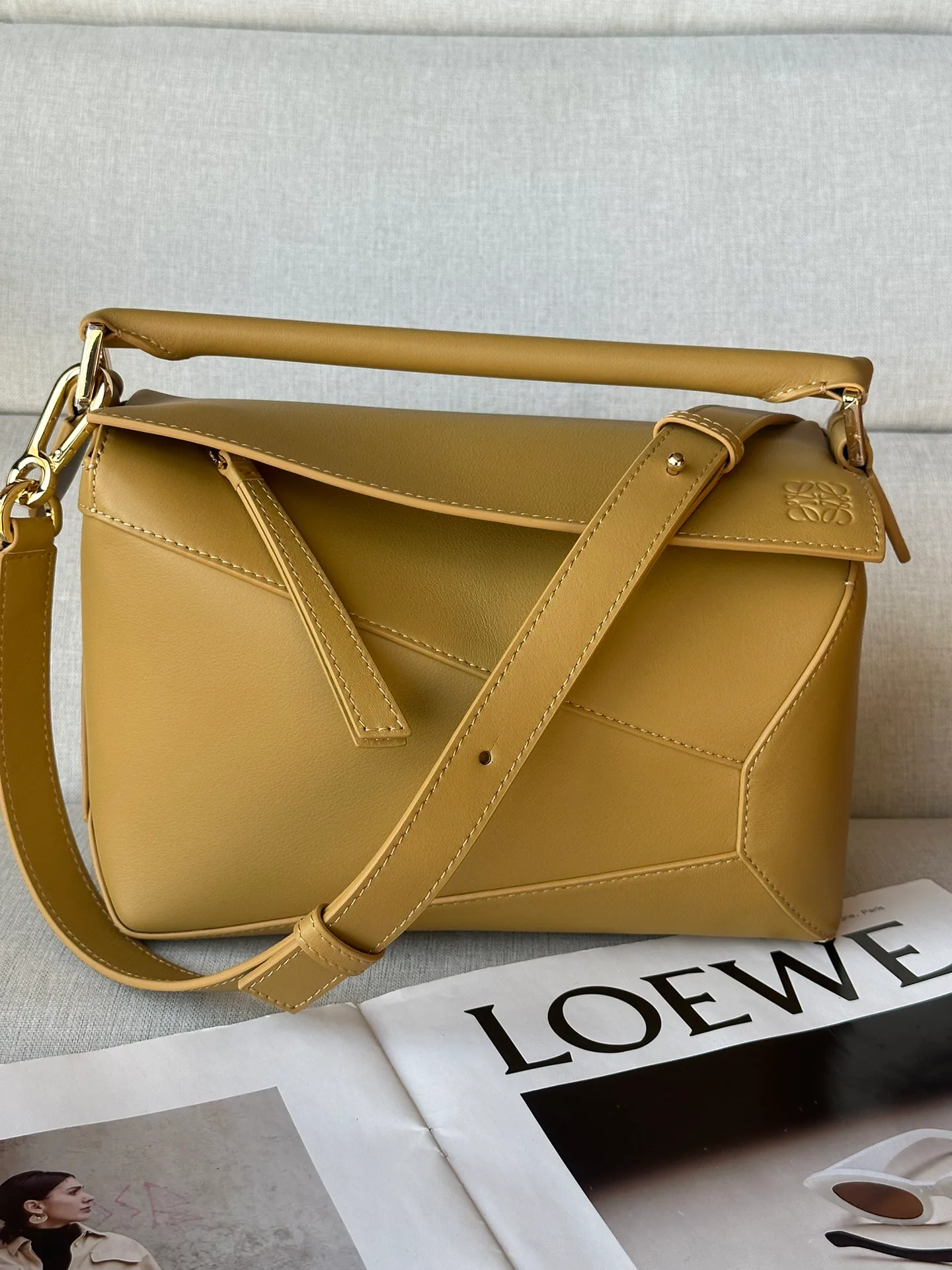 Классические Сумки Женские Loewe 11621932