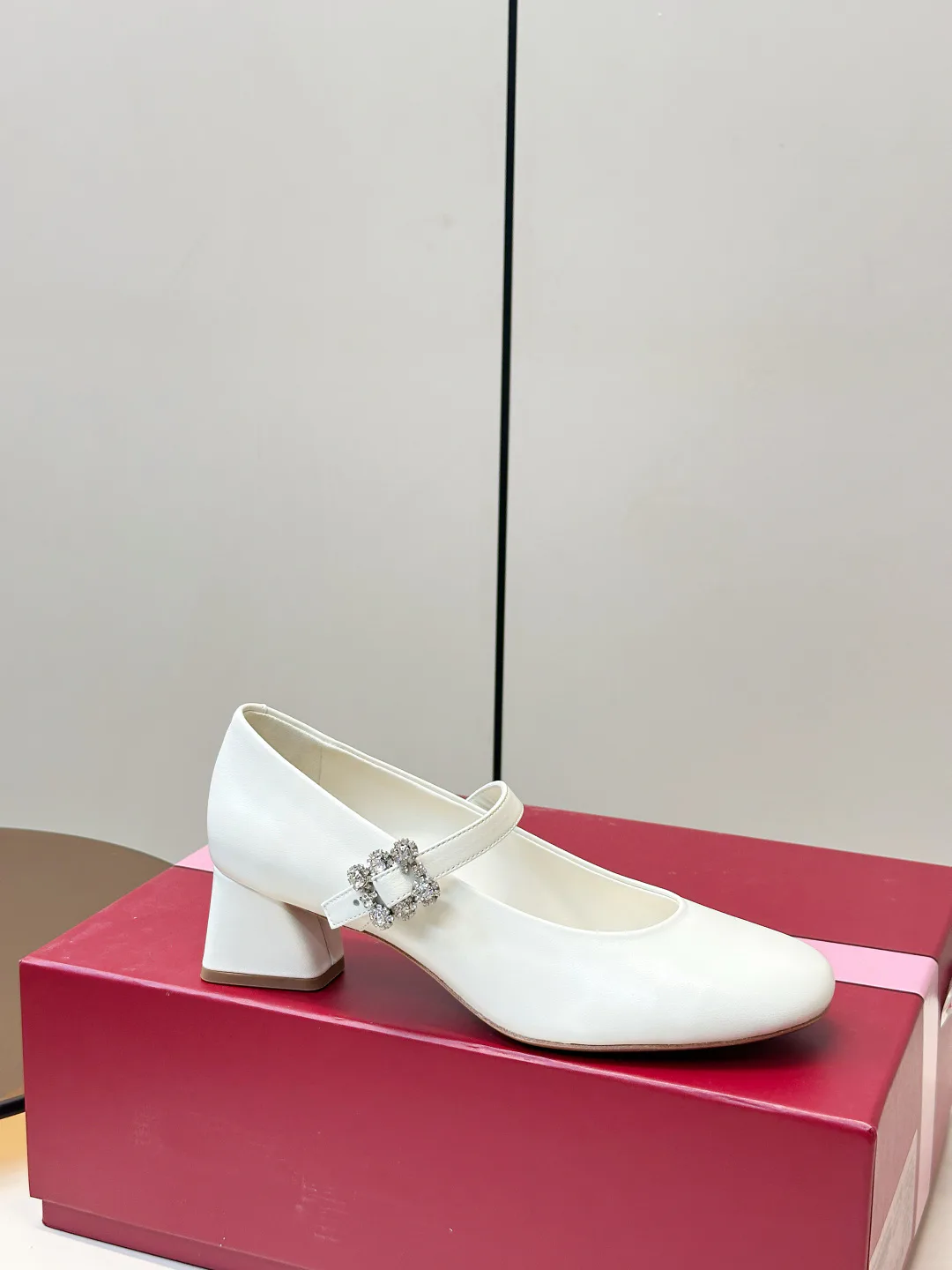 Туфли Женские Roger Vivier 18397611