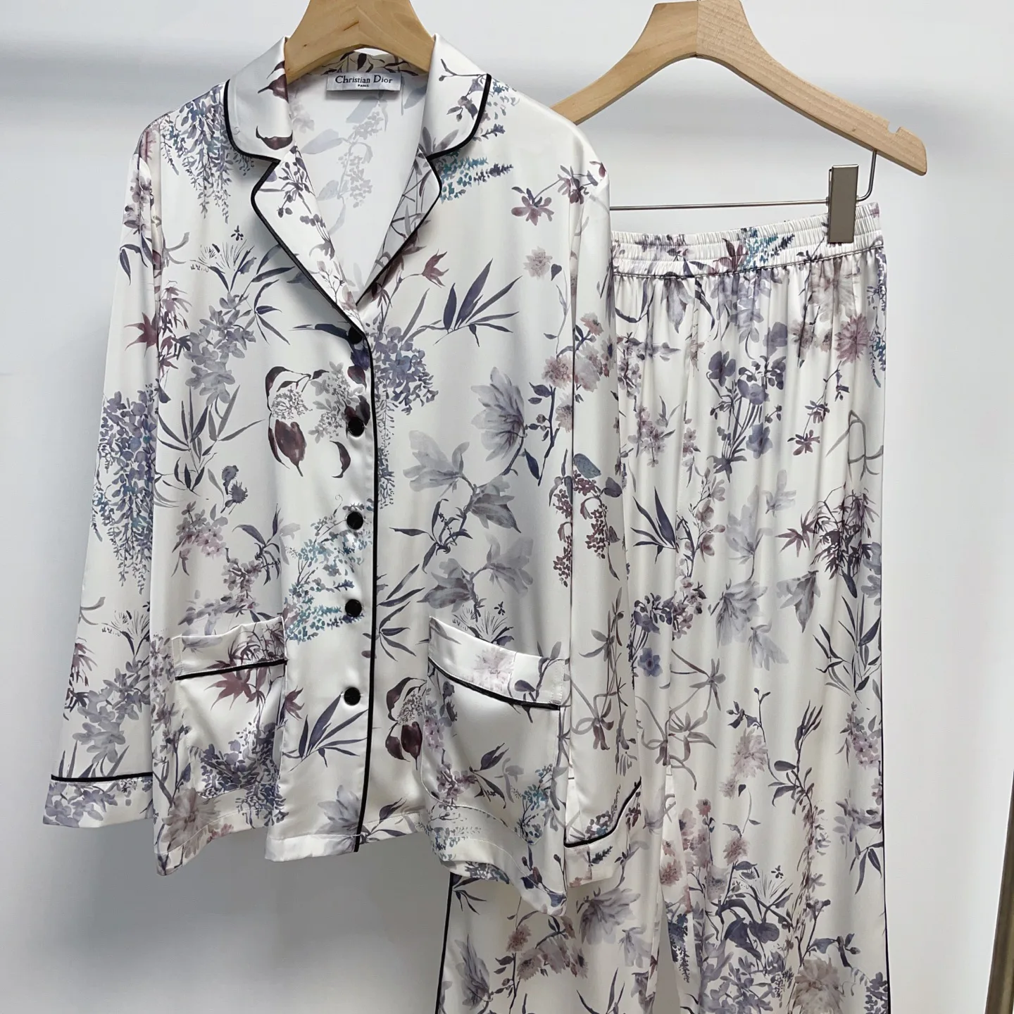 Костюмы Женские Christian Dior 281430