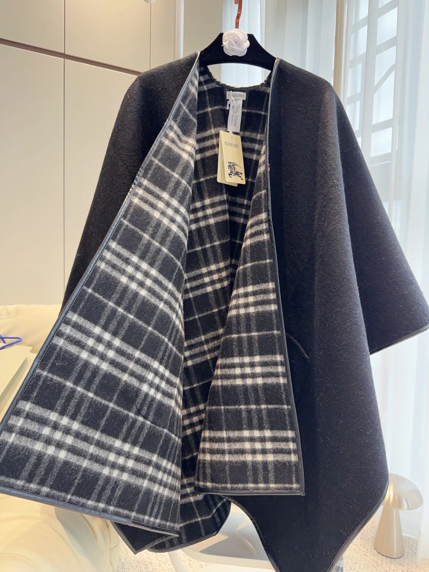 Пальто Женские Burberry 19089851