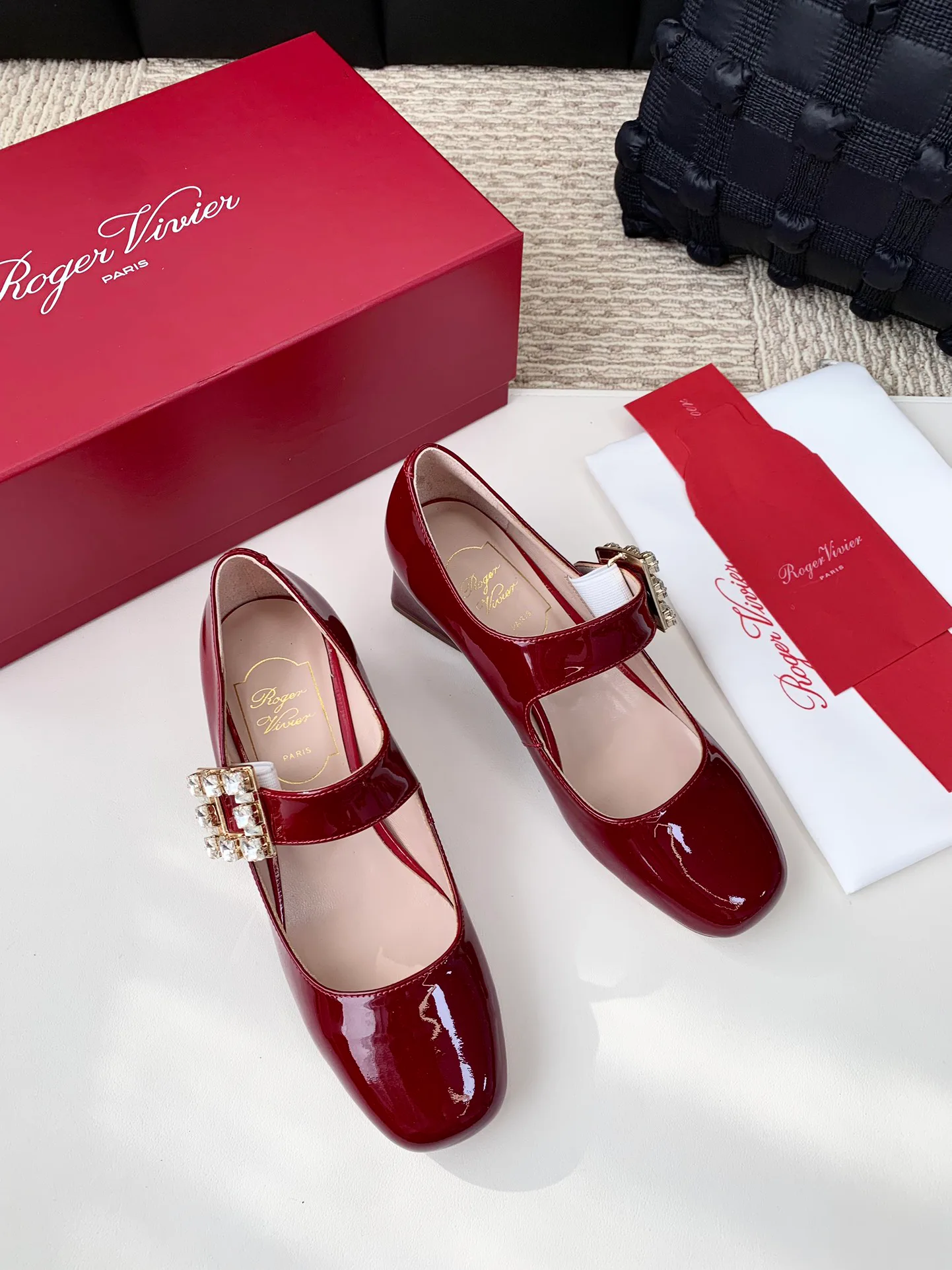 Туфли Женские Roger Vivier 17990356
