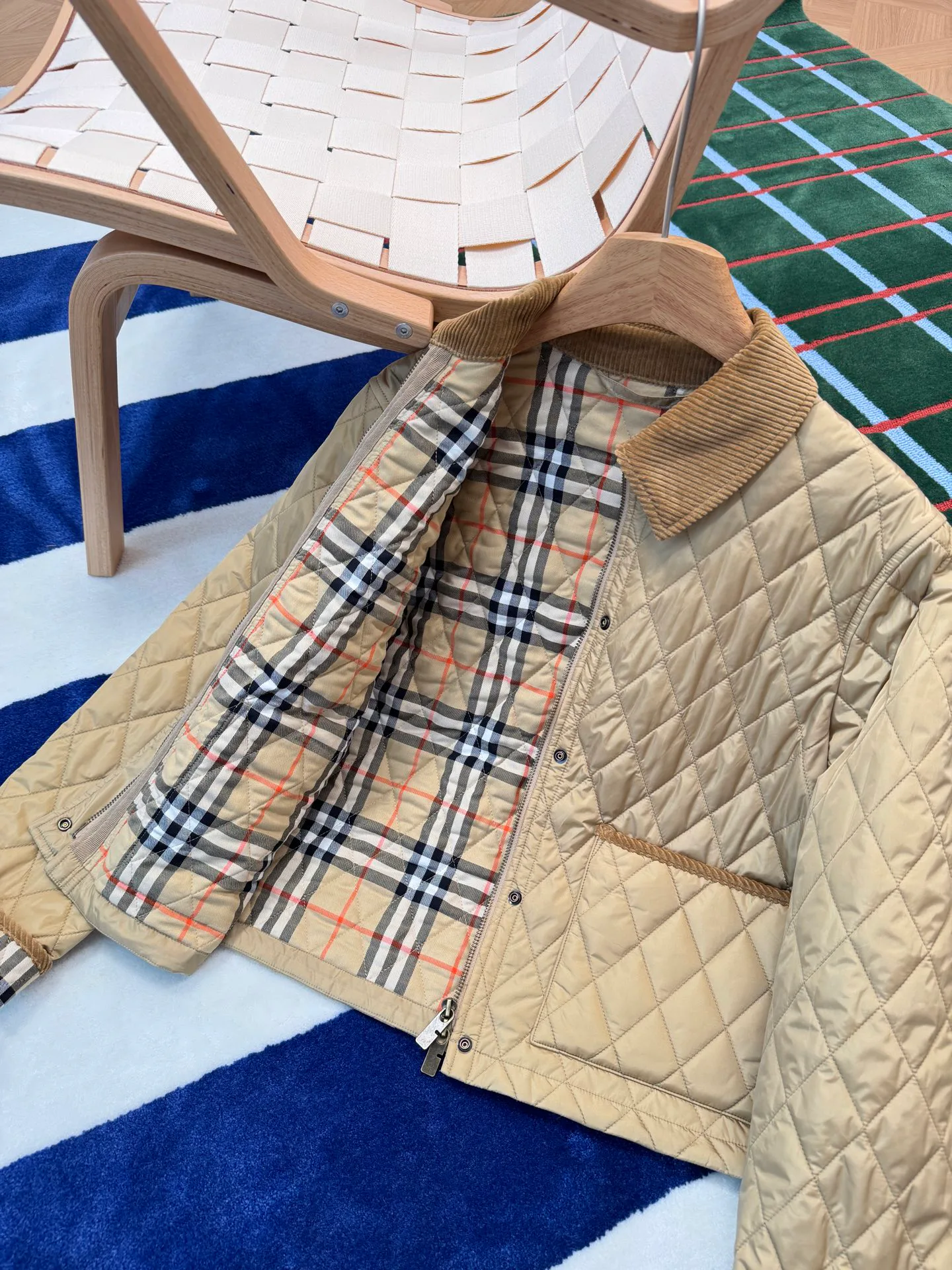 Куртки И Пуховики Женские Burberry 18171385