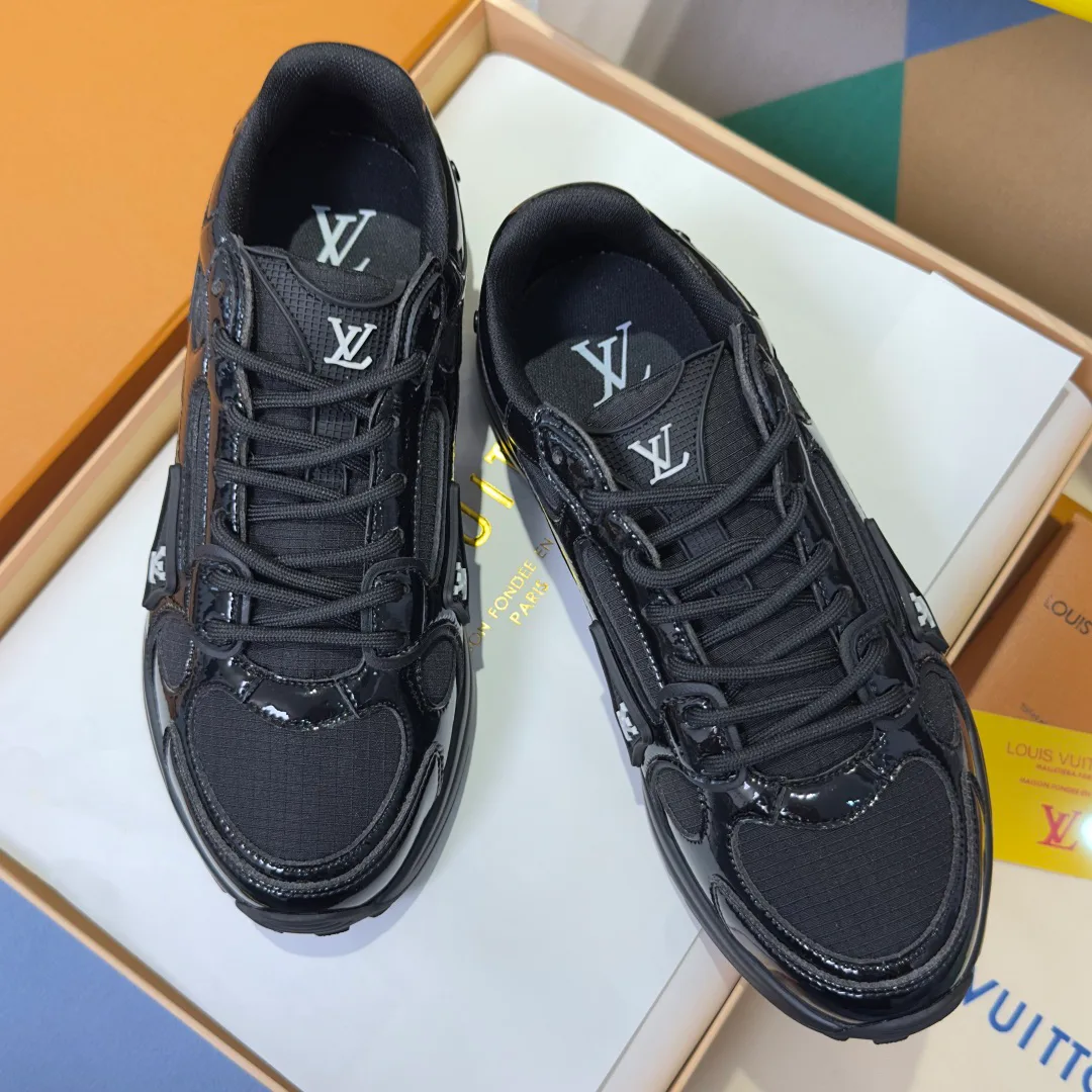 Кроссовки Женские Louis Vuitton 11646812