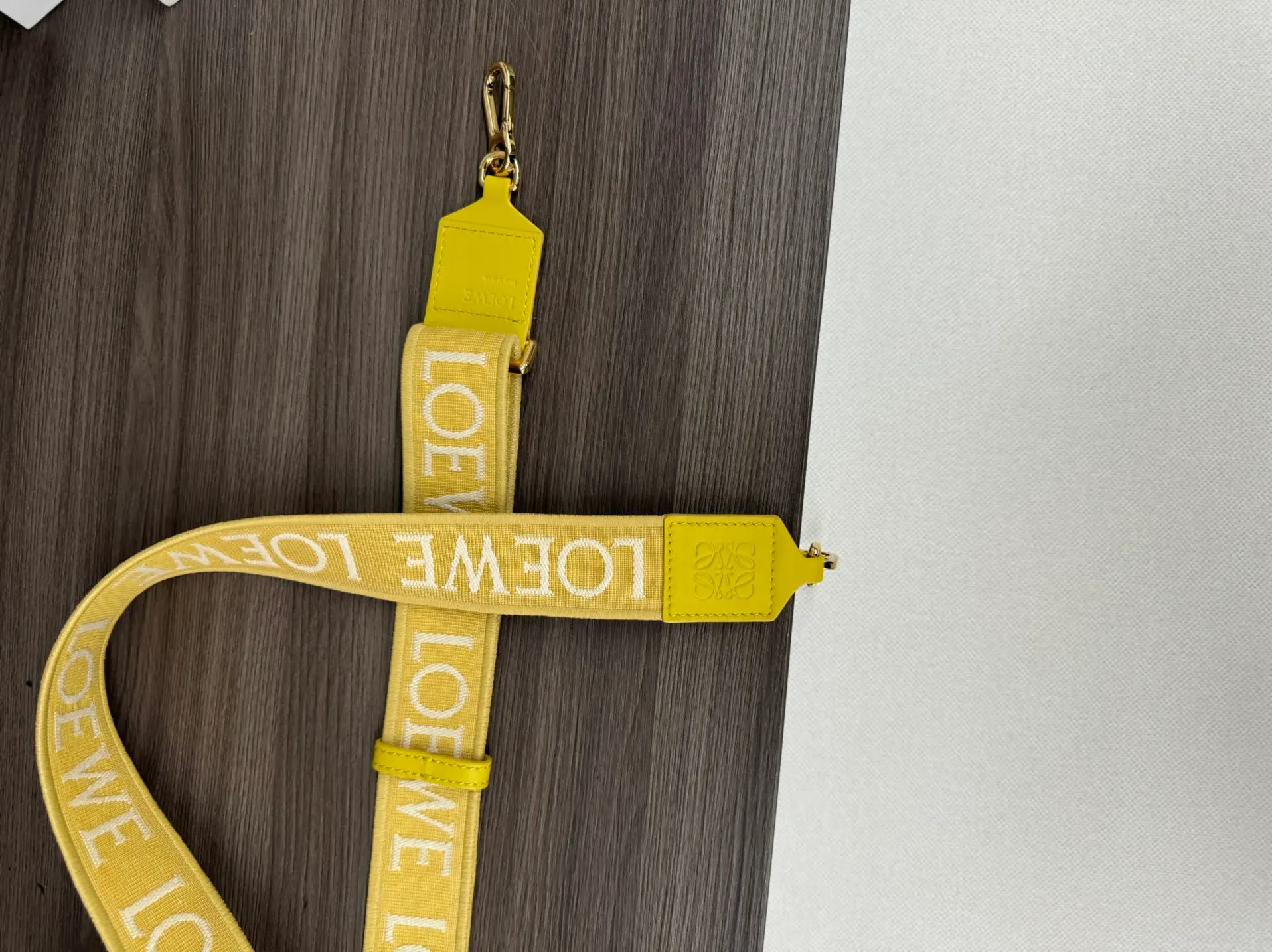 Ремни Loewe 690266