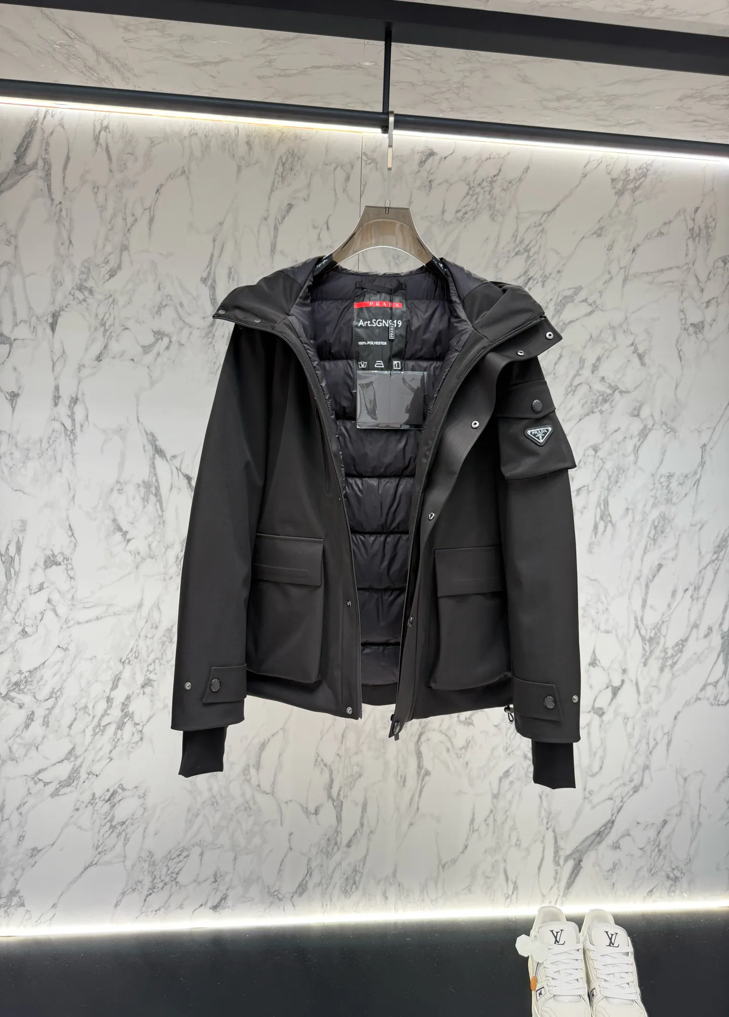 Куртки И Пуховики Женские Prada 18046145