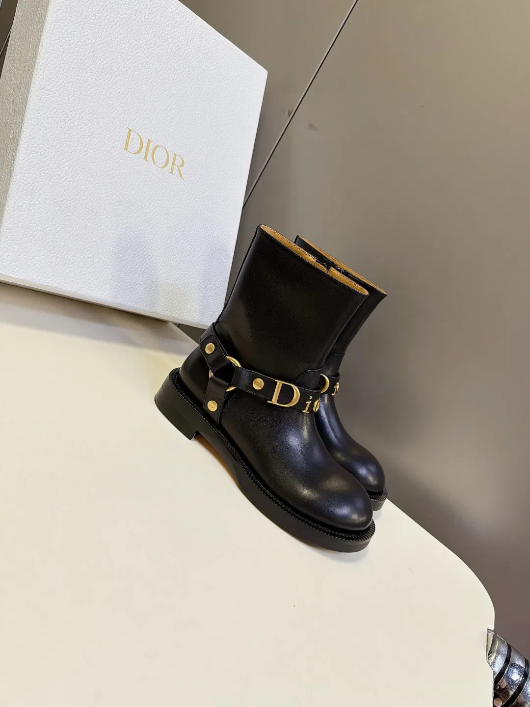 Ботинки Женские Christian Dior 17936636