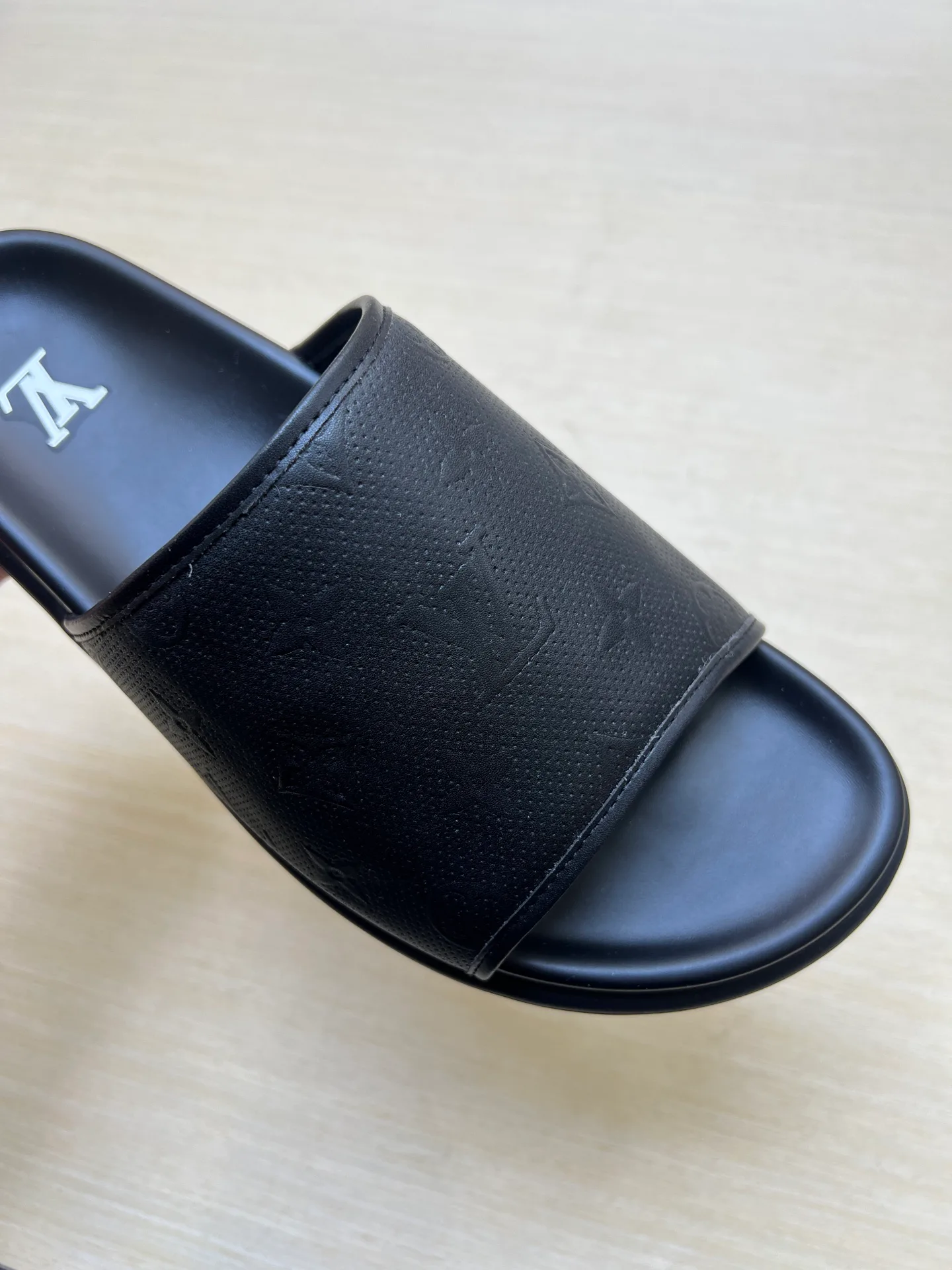 Шлепанцы Мужские Louis Vuitton 1789271