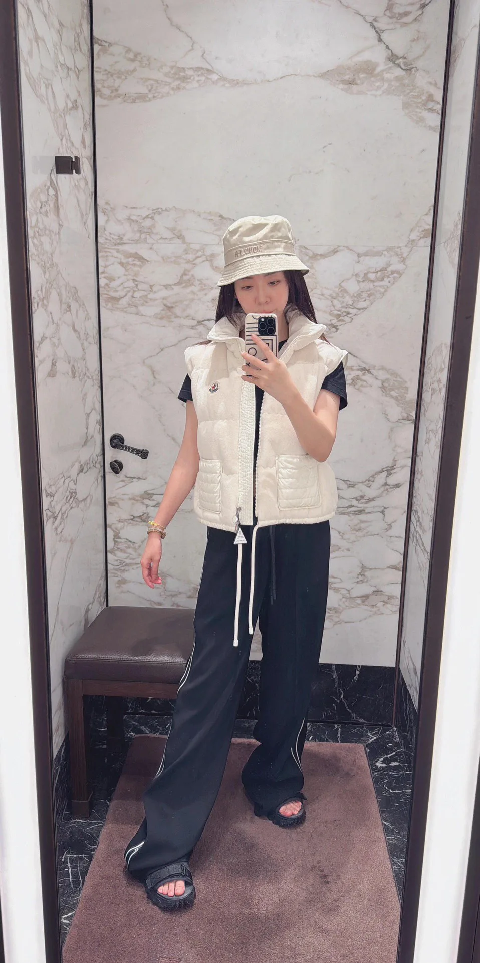 Жилеты Женские Moncler 3834647