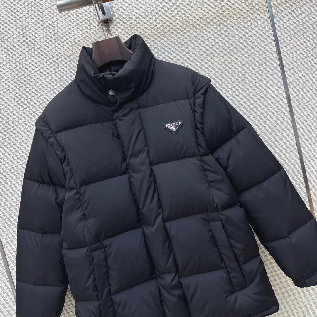 Куртки И Пуховики Женские Prada 18348218