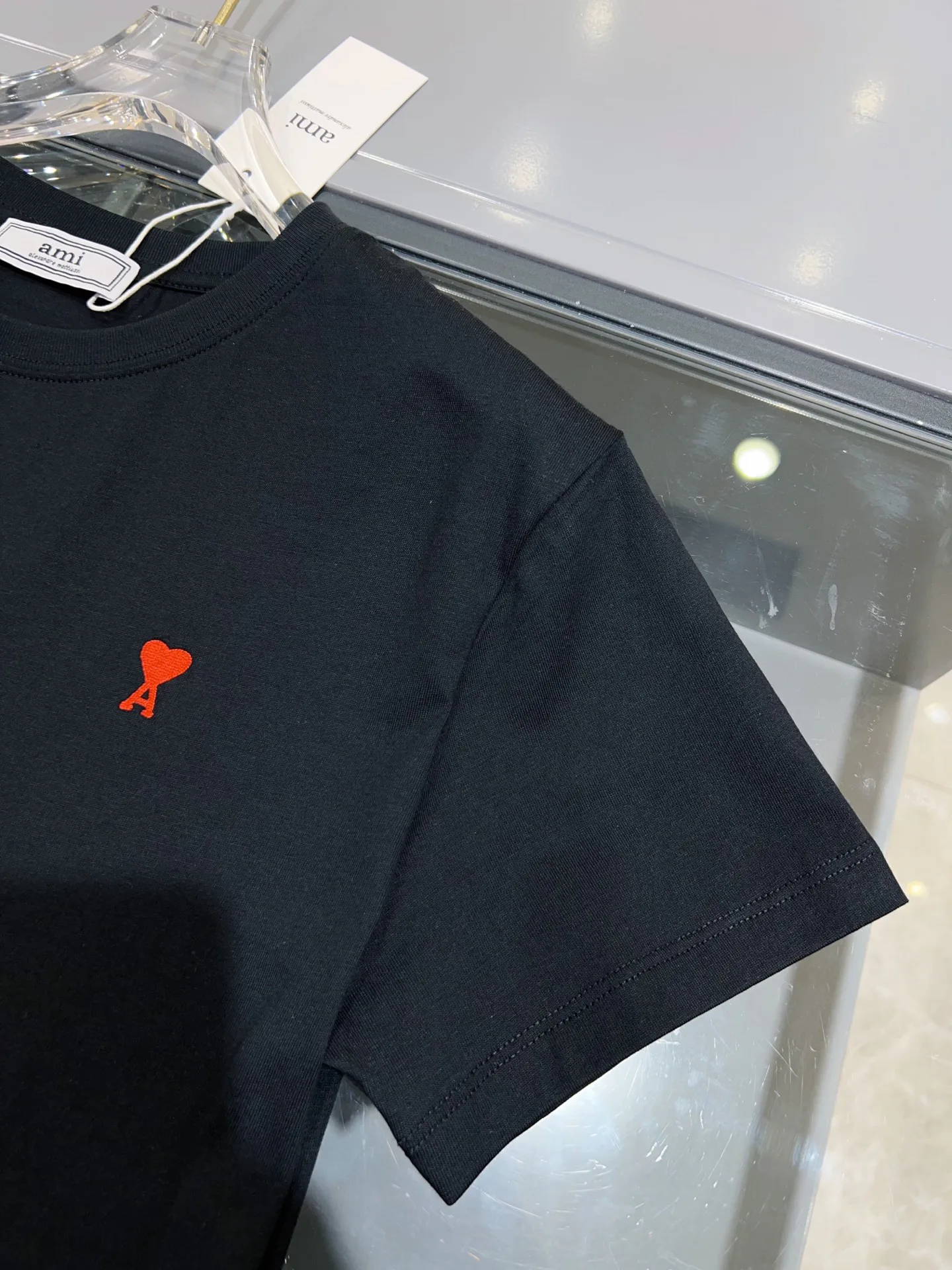 Футболки Женские Ami Paris 1696609