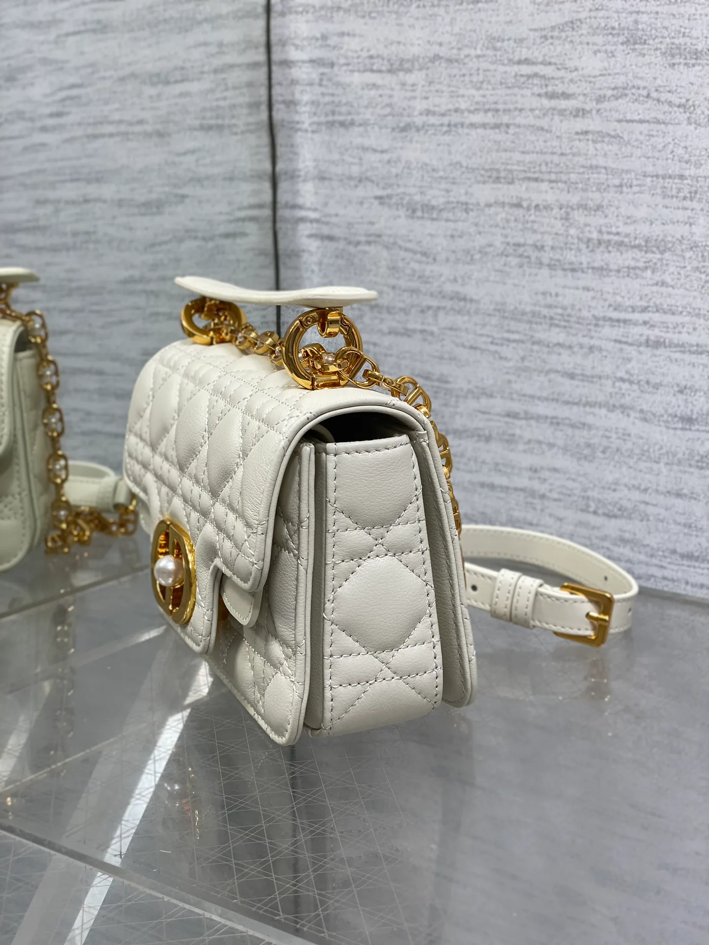 Сумки На Ремне Женские Christian Dior 274267