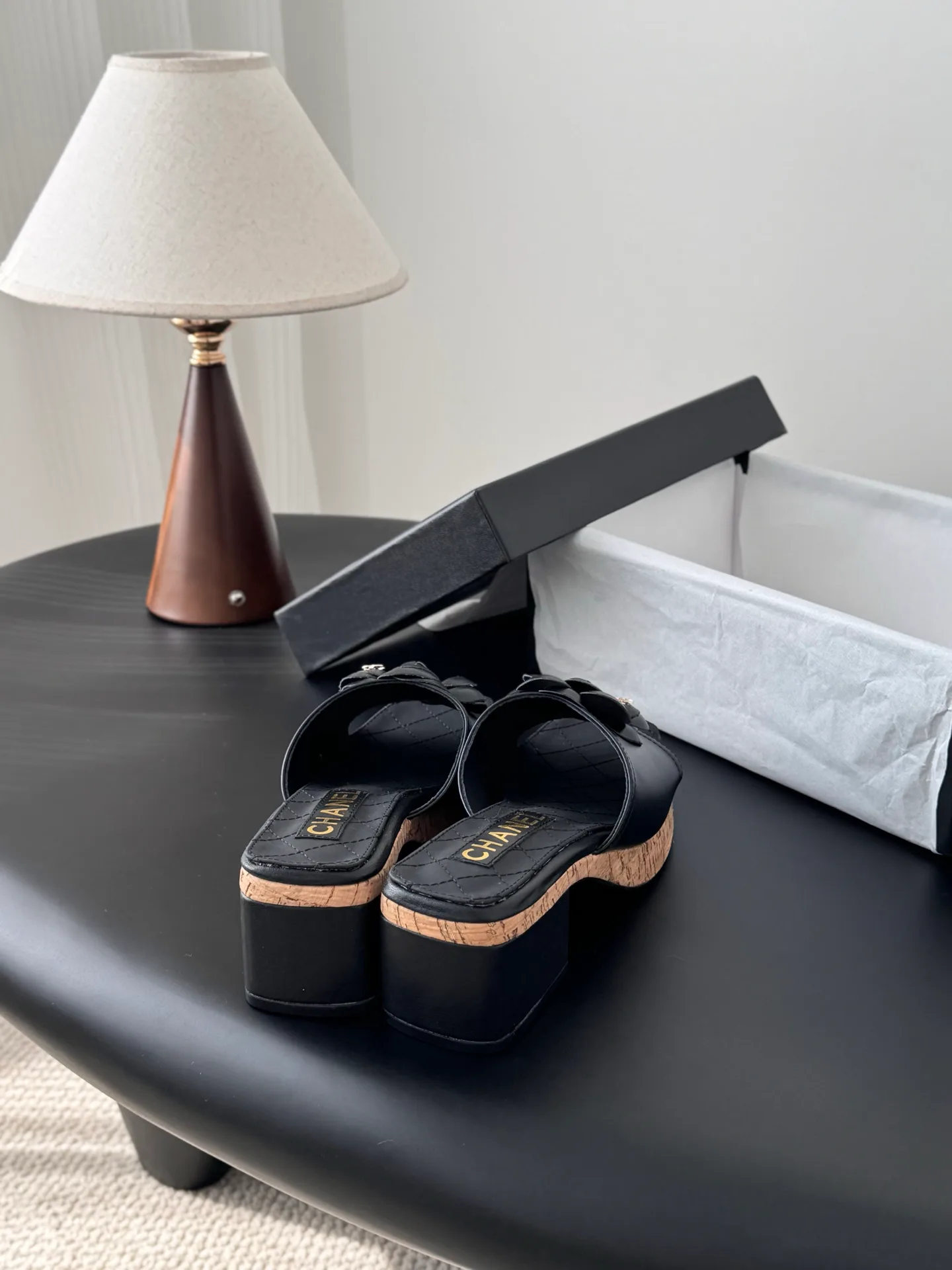 Босоножки Женские Chanel 10939142