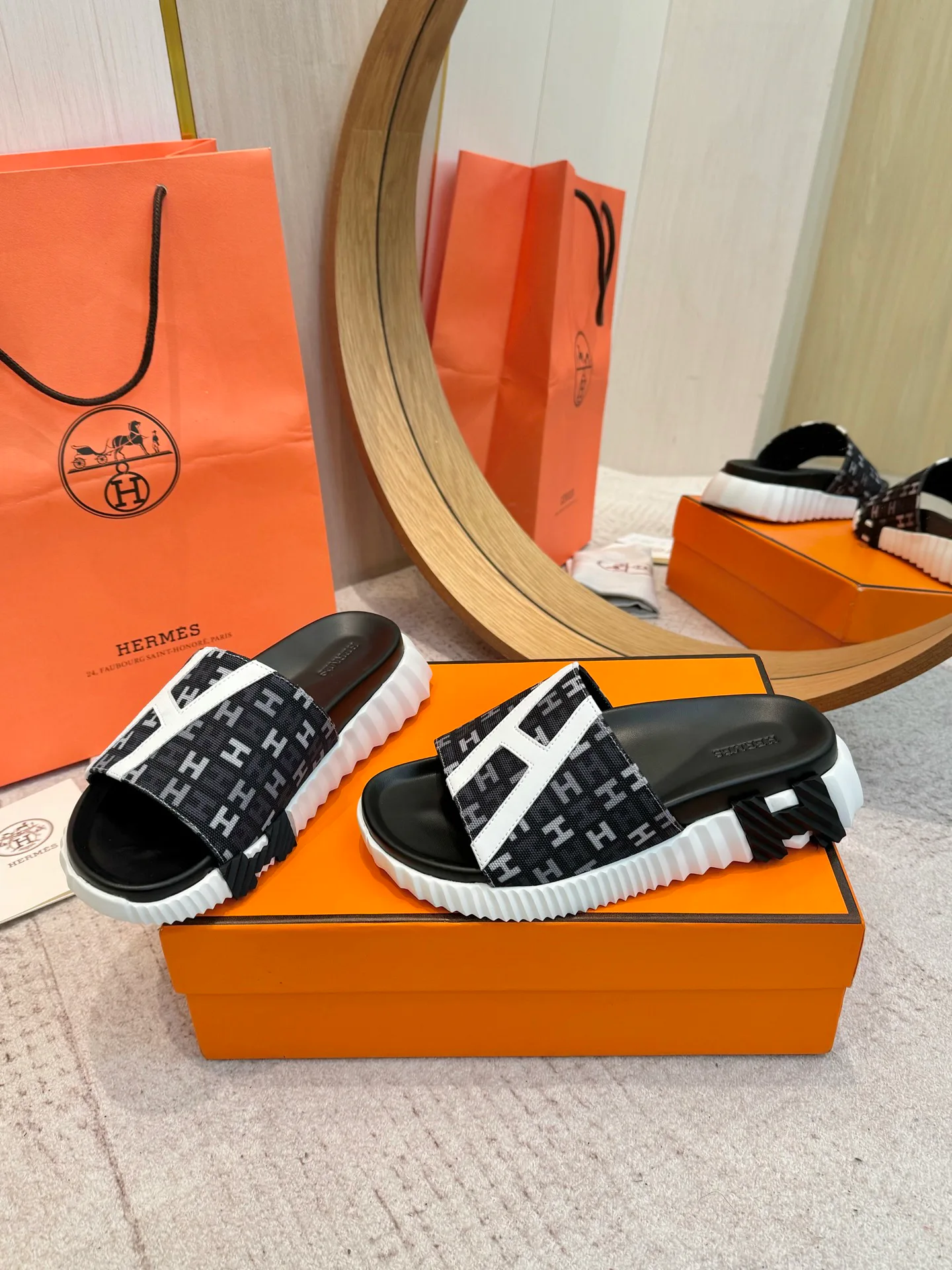 Шлепанцы Женские Hermes 34889