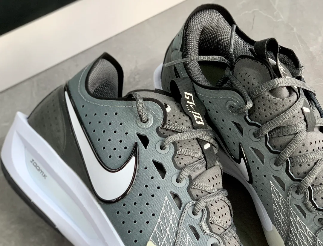 Кроссовки Женские Nike