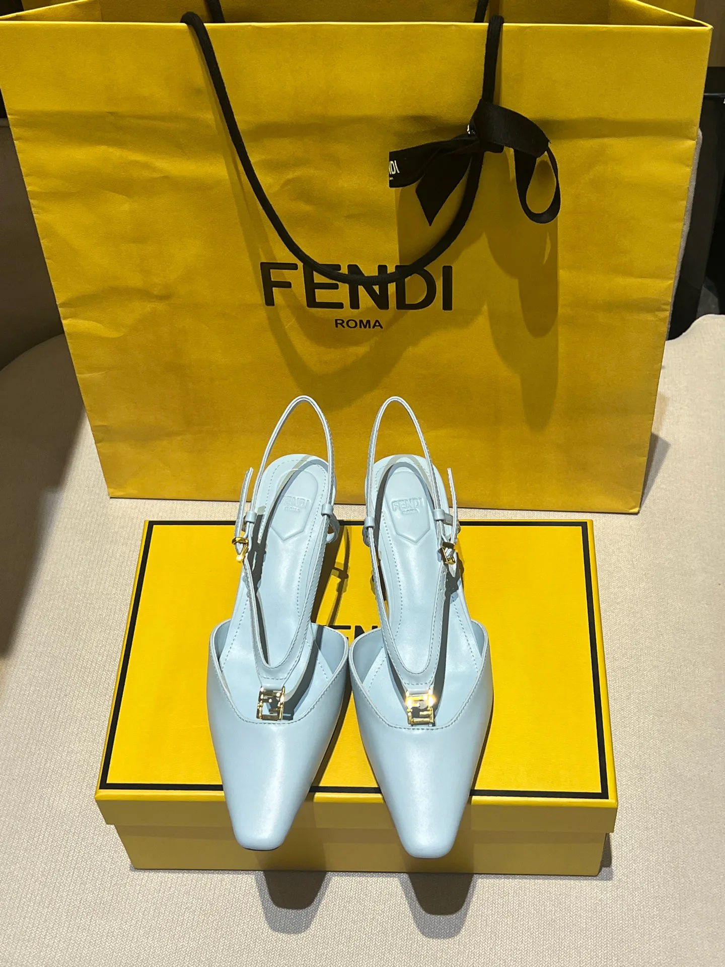 Туфли Женские Fendi 18155