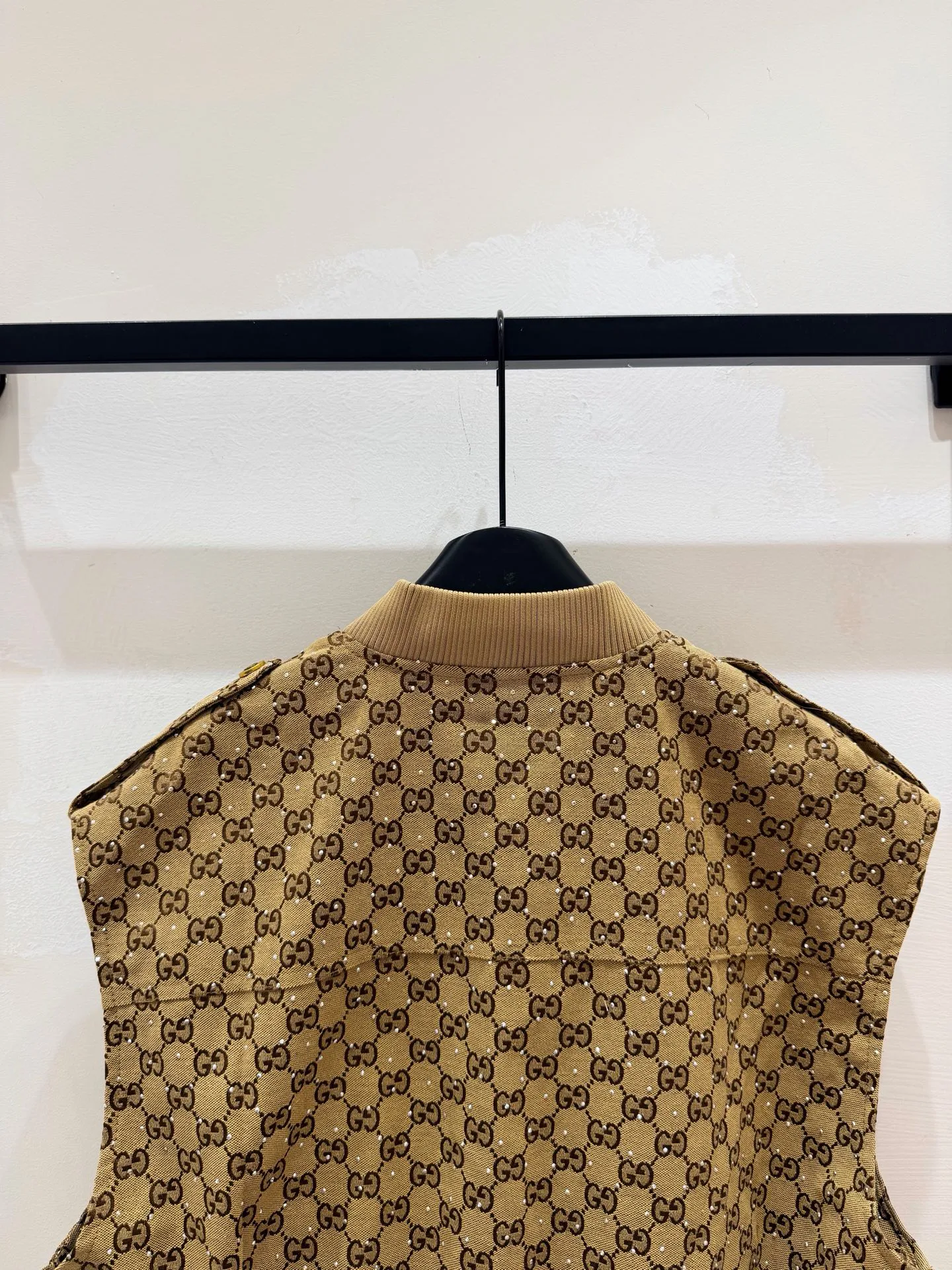 Жилеты Женские Gucci 11672104