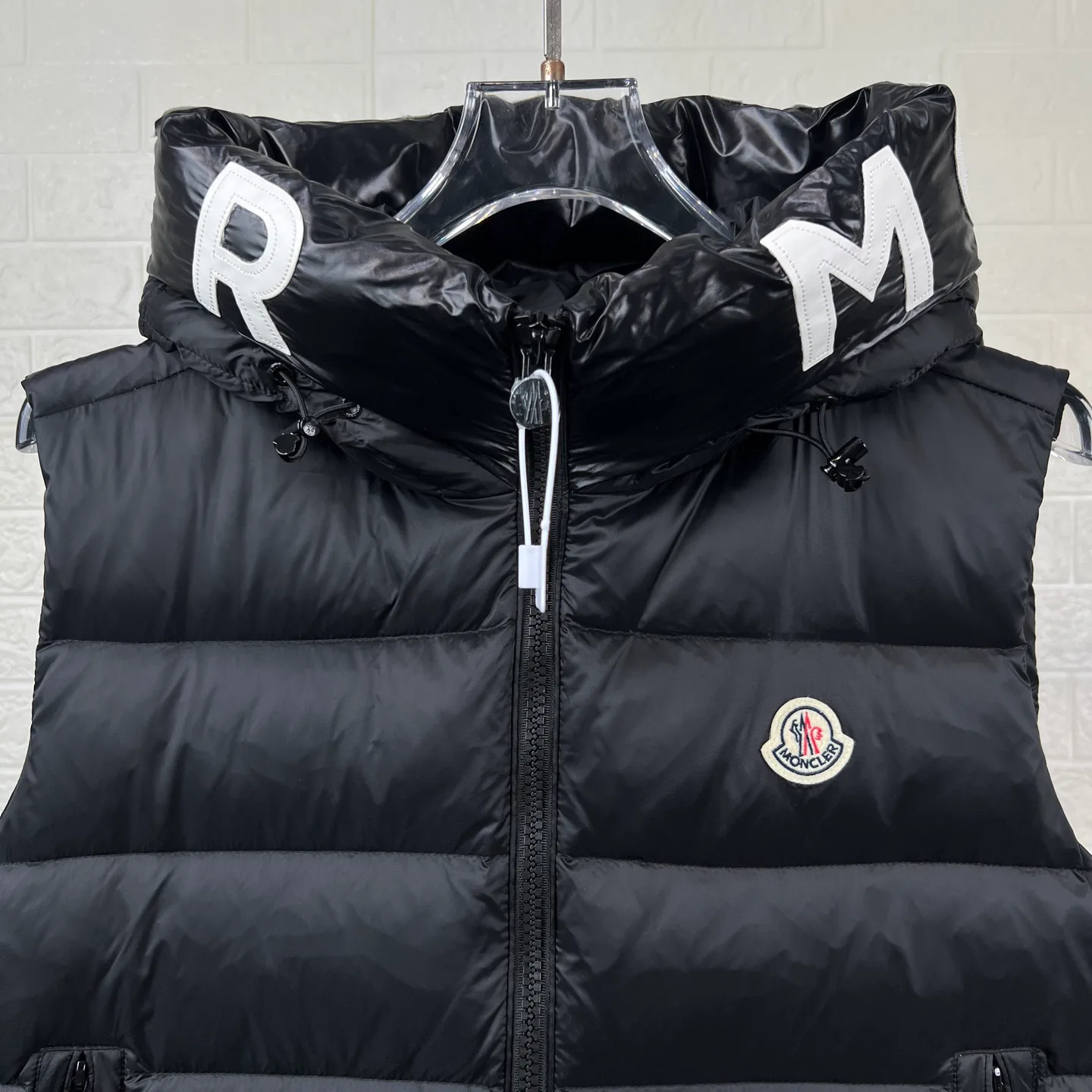Жилеты Женские Moncler 18016493