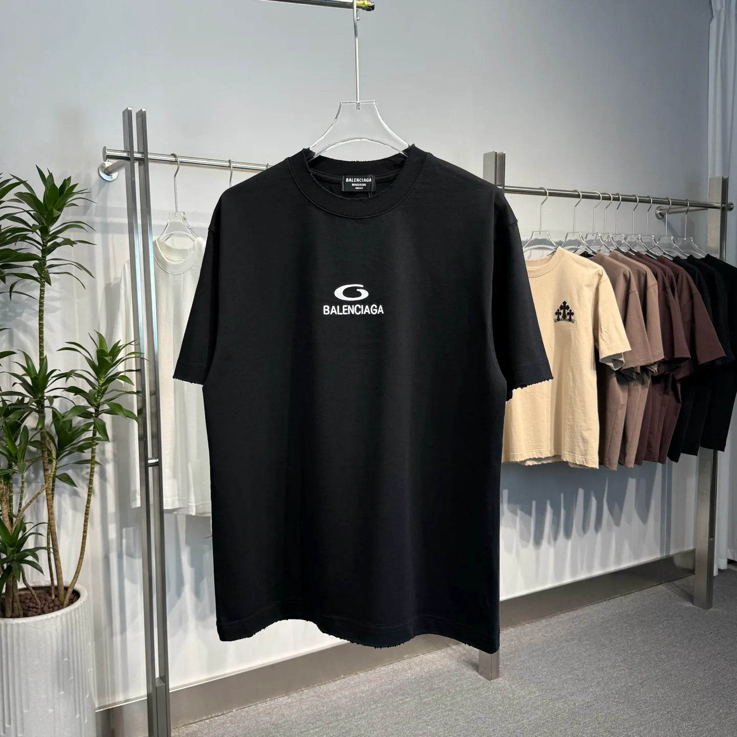 Футболки Женские Balenciaga 5059336