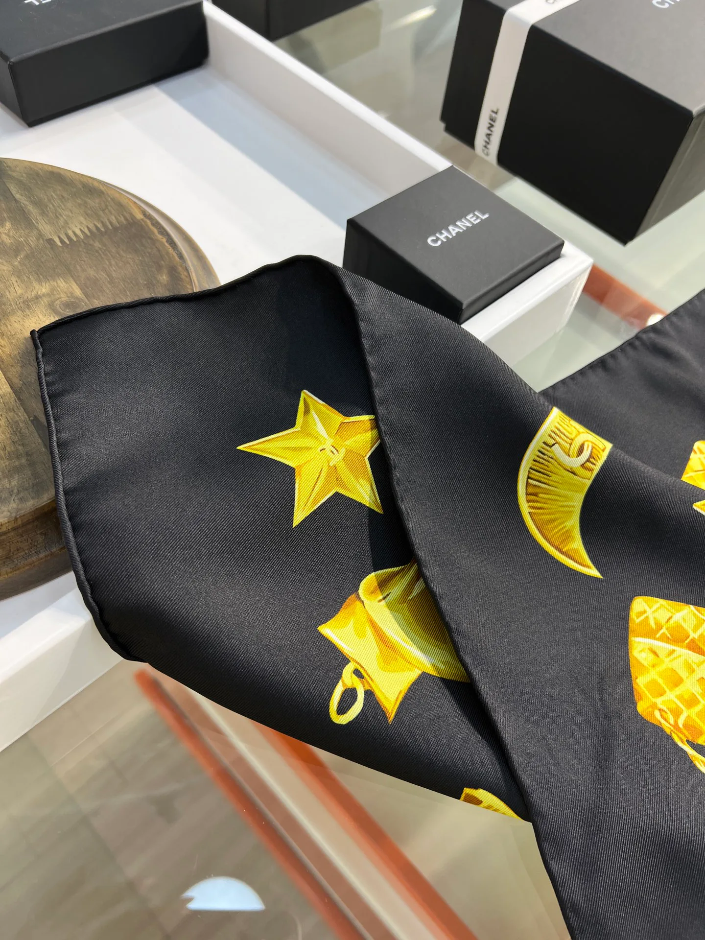 Платки Chanel 5024059