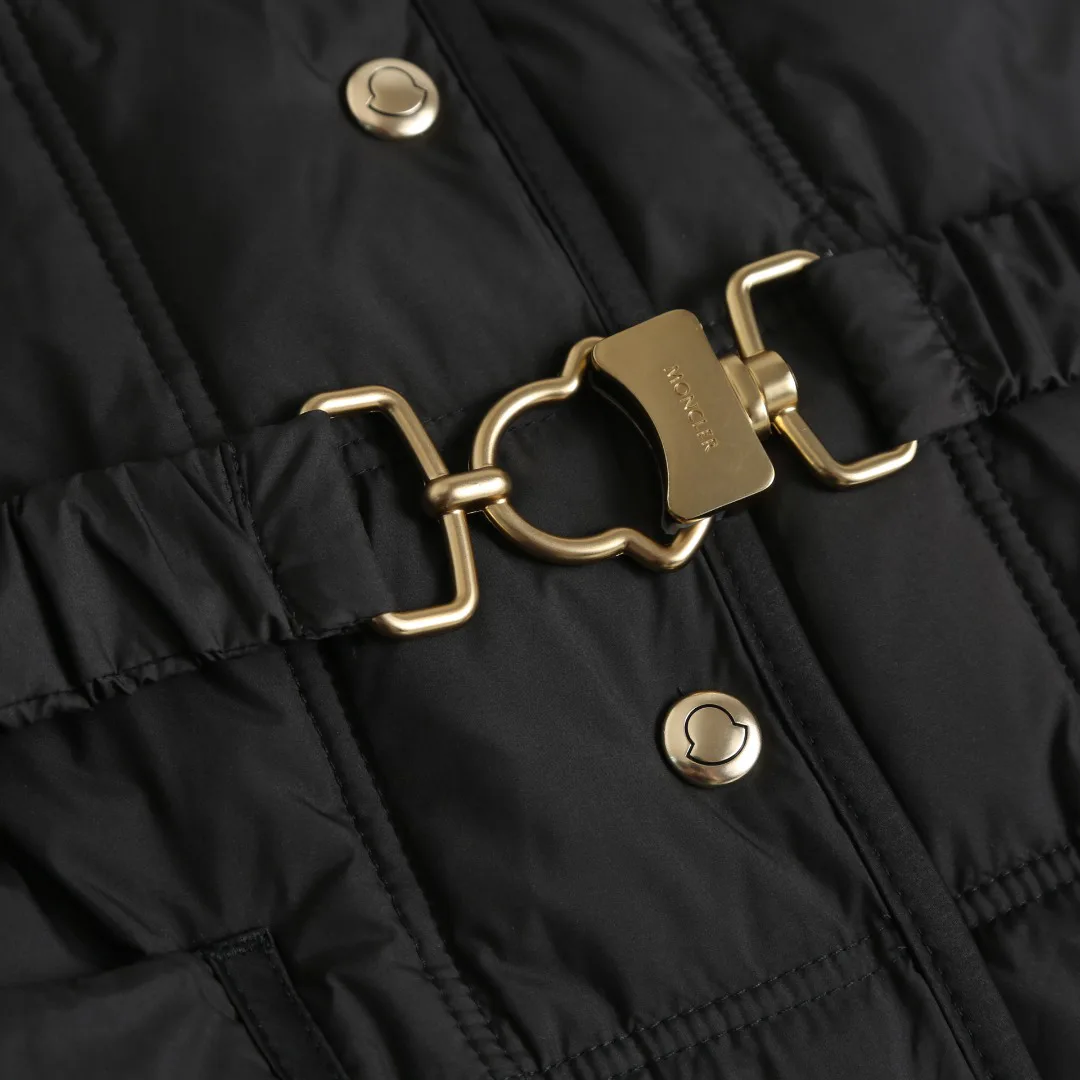 Куртки И Пуховики Женские Moncler 18022530