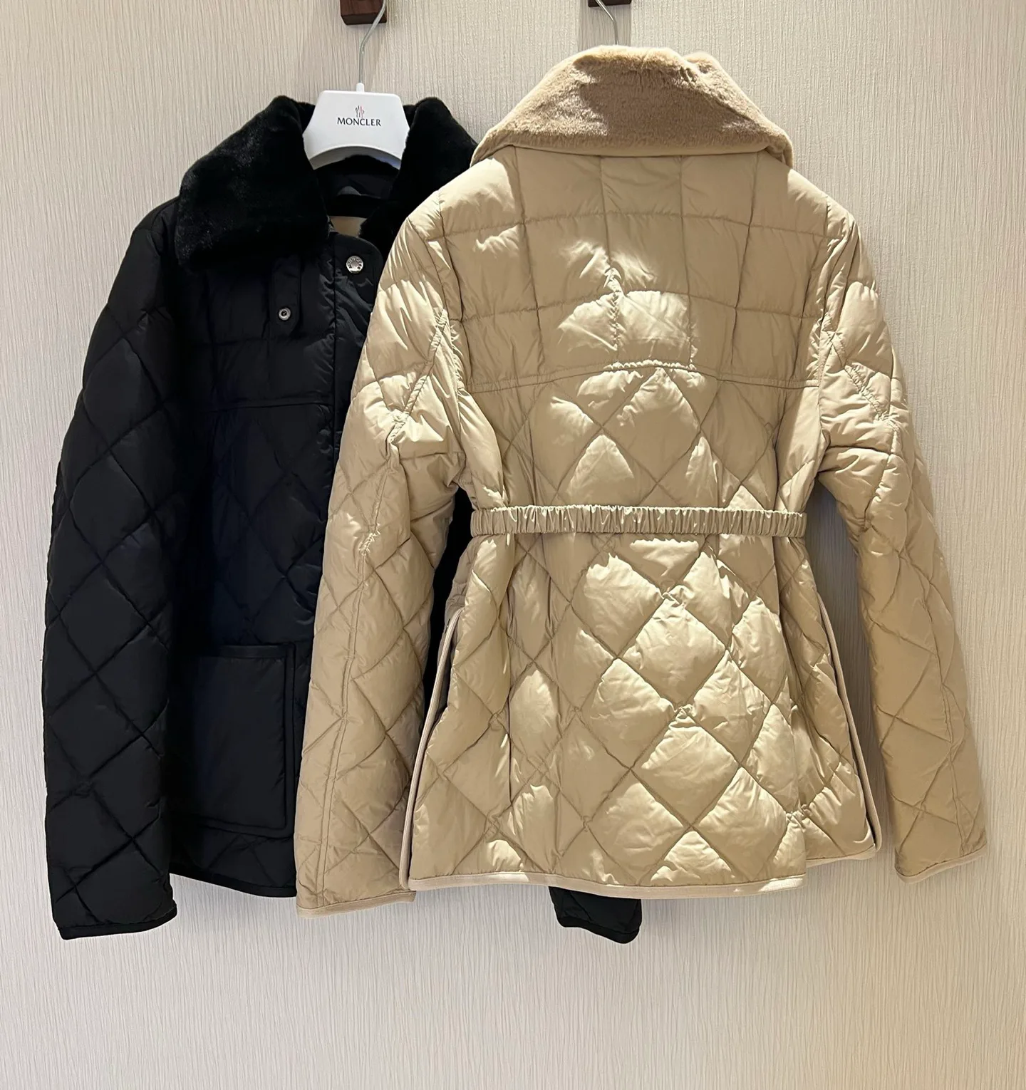 Куртки И Пуховики Женские Moncler 18818106