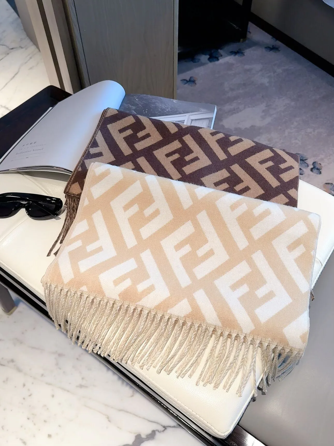 Шарфы Fendi 18322574