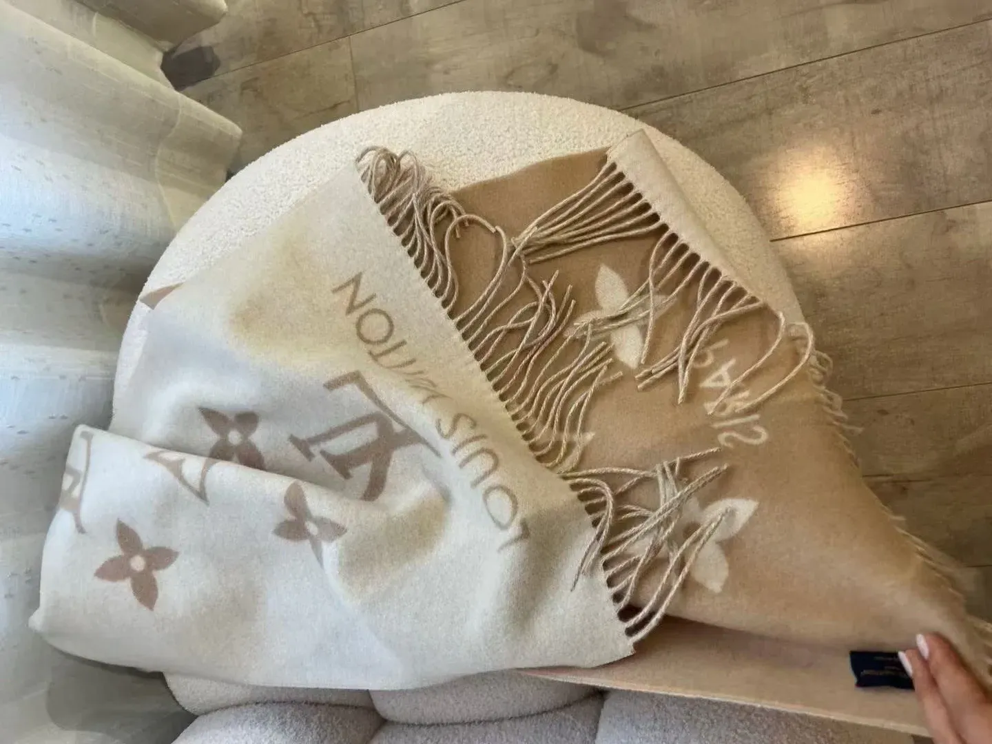 Шарфы Louis Vuitton 1020593