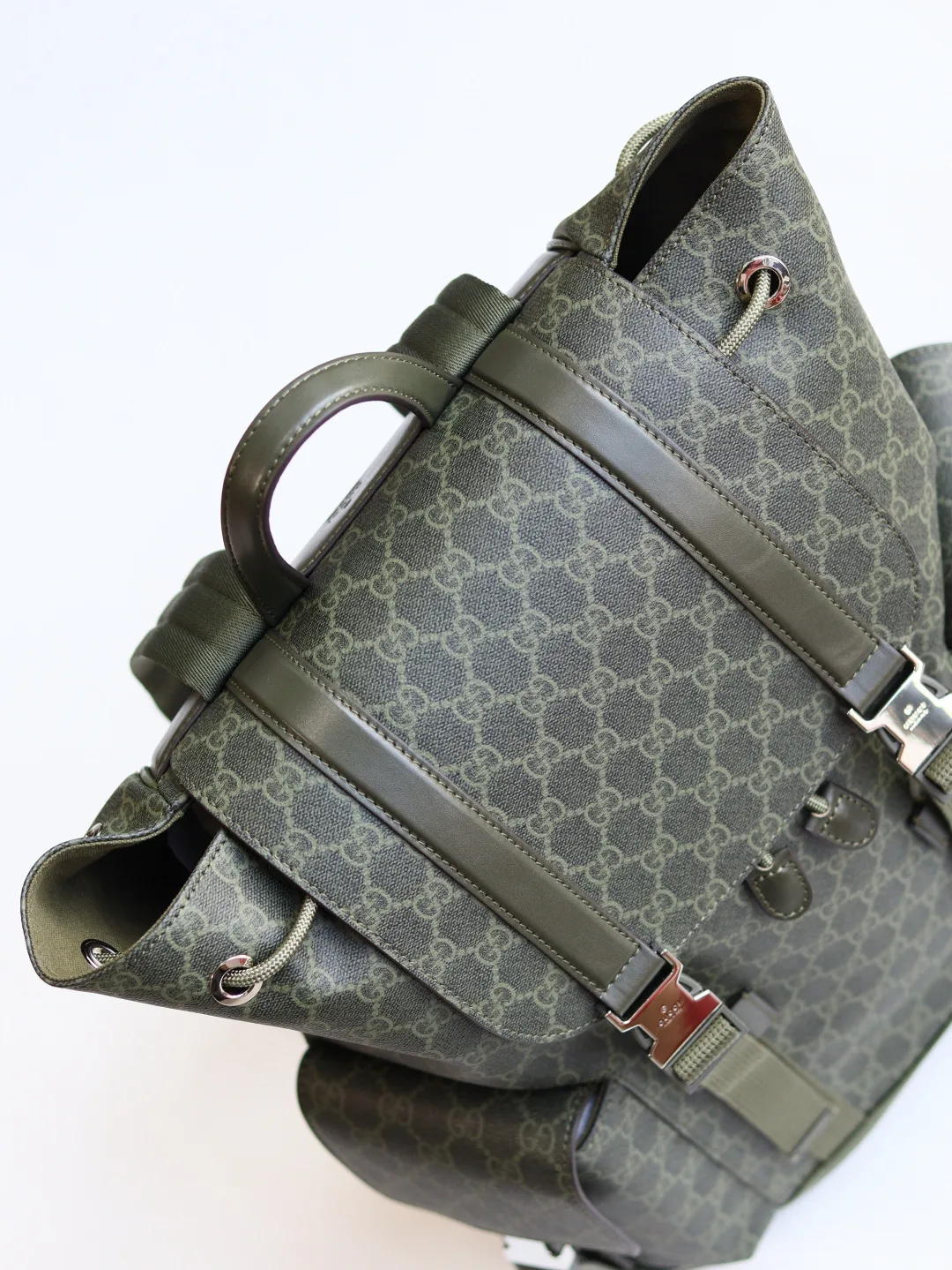 Рюкзаки Женские Gucci 17529183