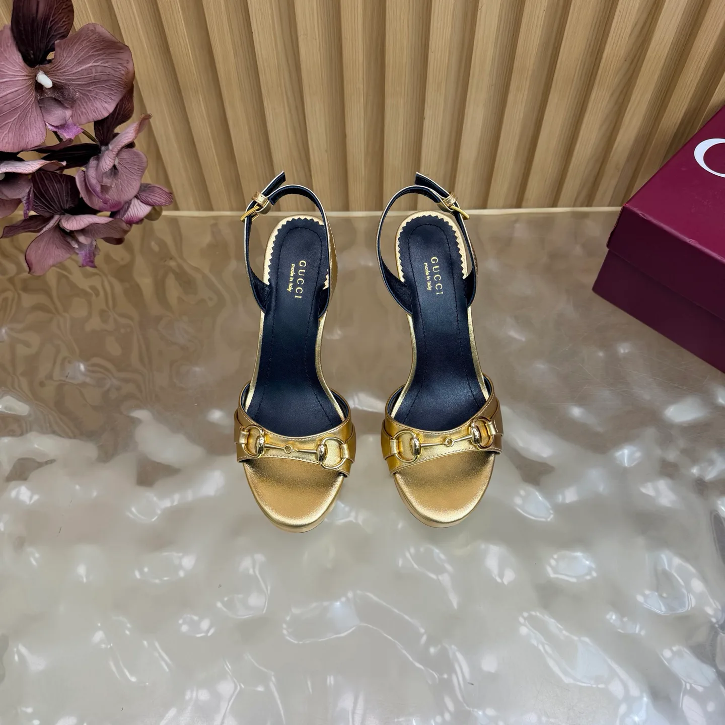 Босоножки Женские Gucci 17448814