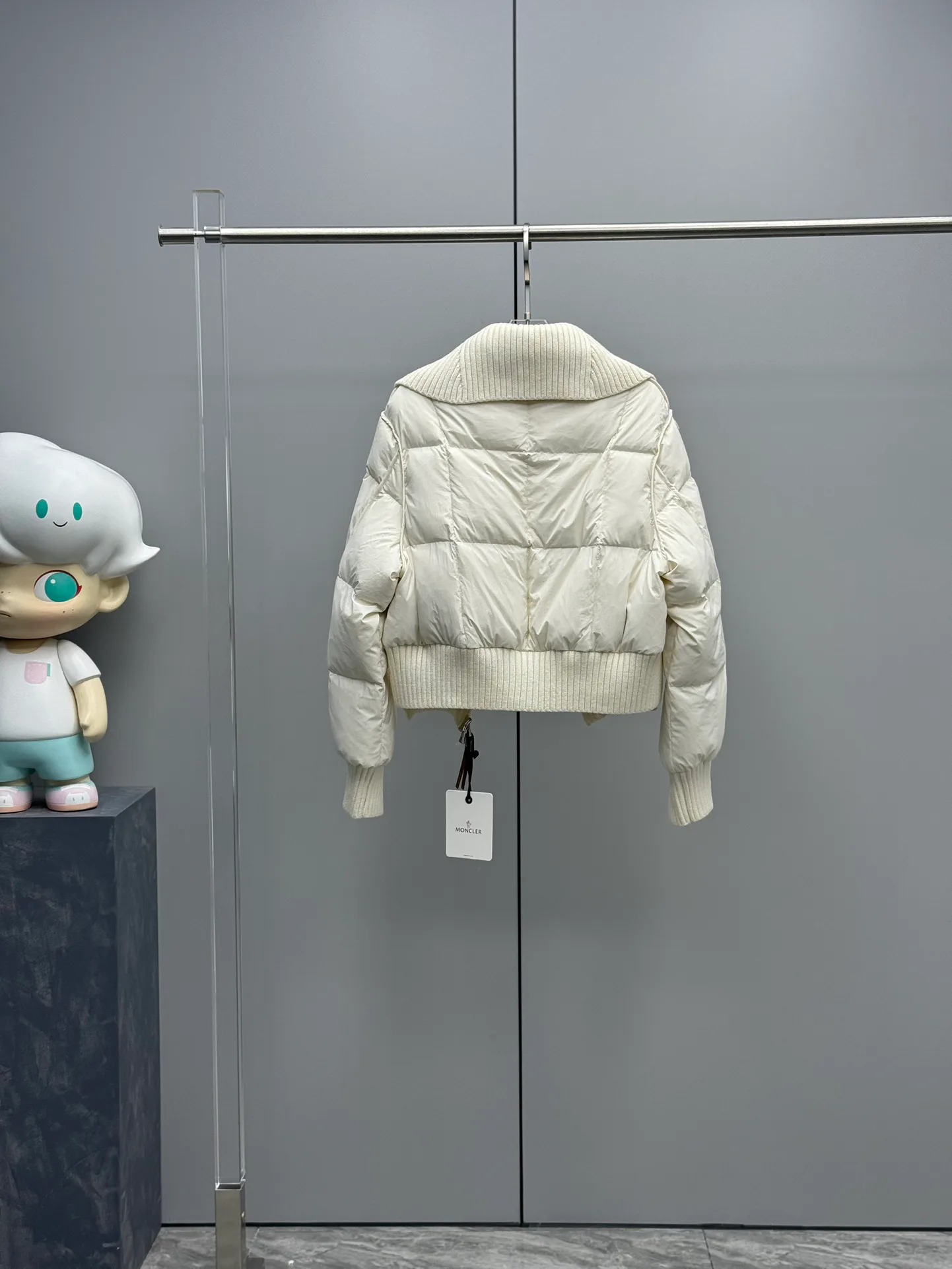 Куртки И Пуховики Женские Moncler 3834626