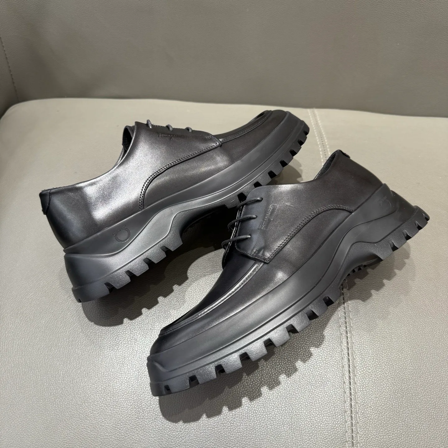 Ботинки Мужские Salvatore Ferragamo 15195984