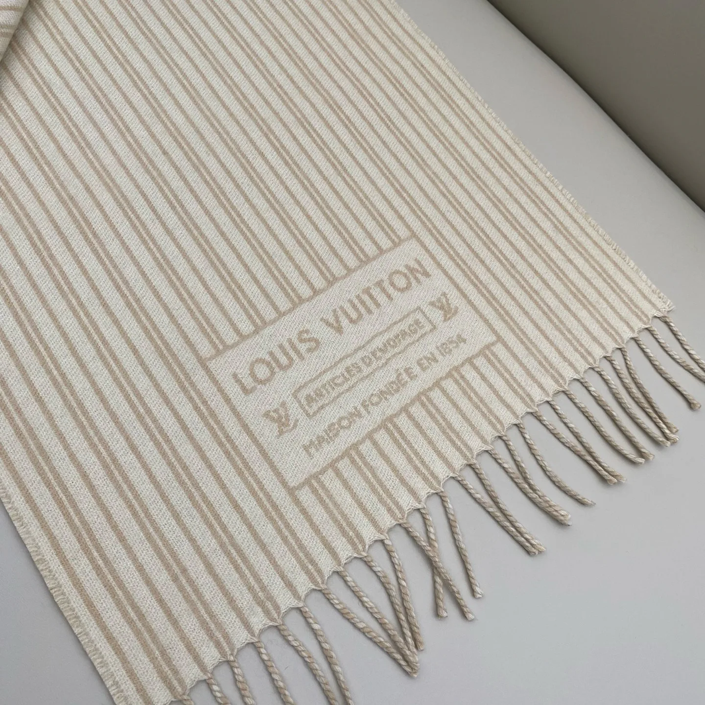 Шарфы Louis Vuitton 438504