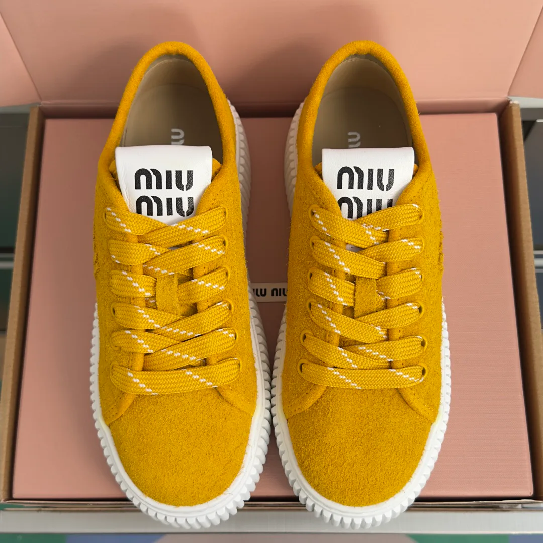 Кроссовки Женские Miu Miu 17950574