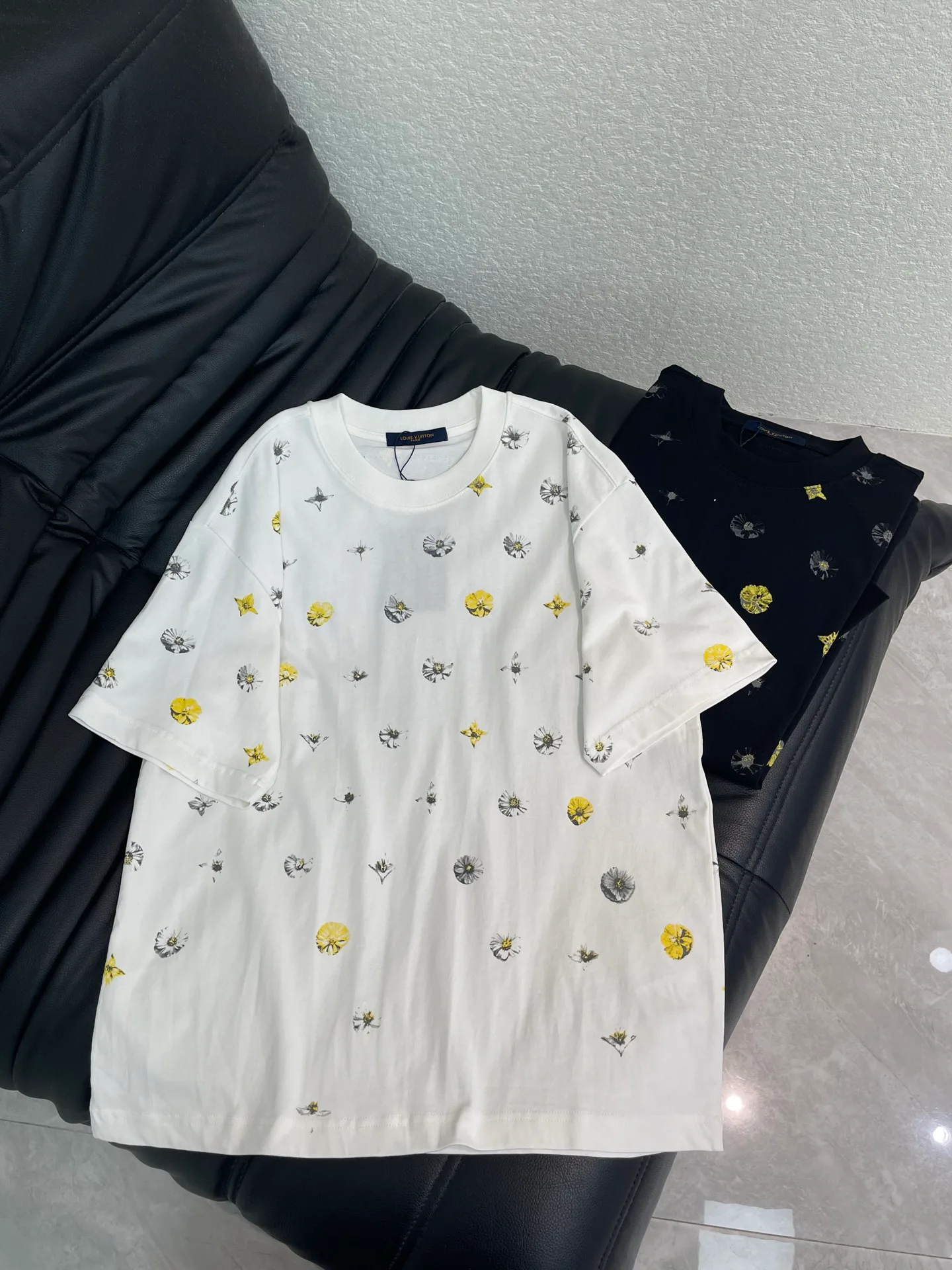 Футболки Женские Louis Vuitton 14351400