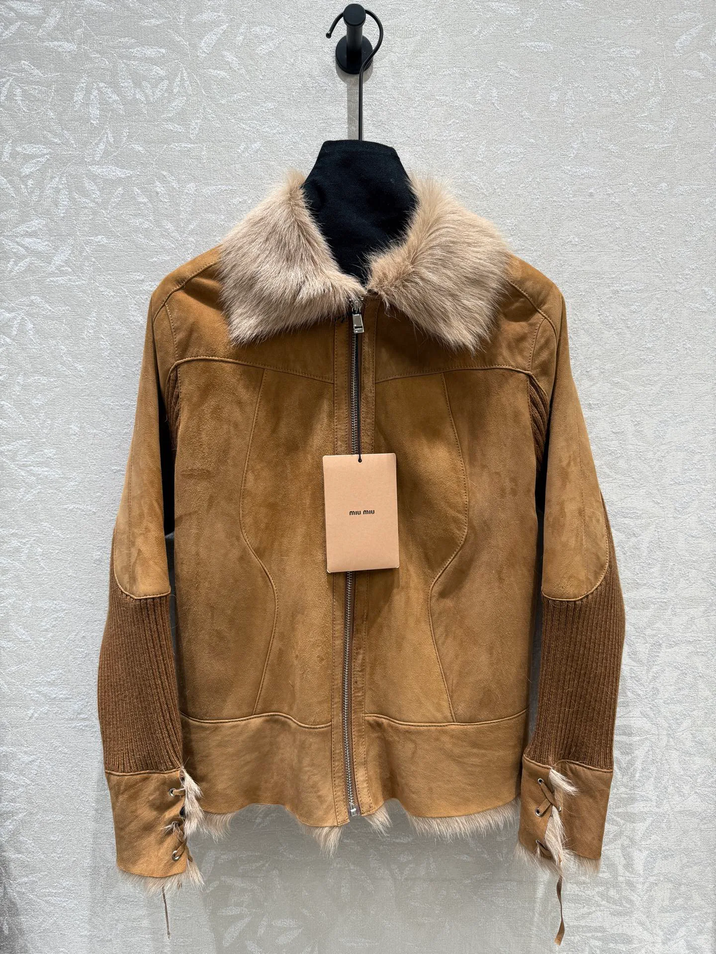 Кожаные Куртки И Дублёнки Женские Miu Miu 18743185